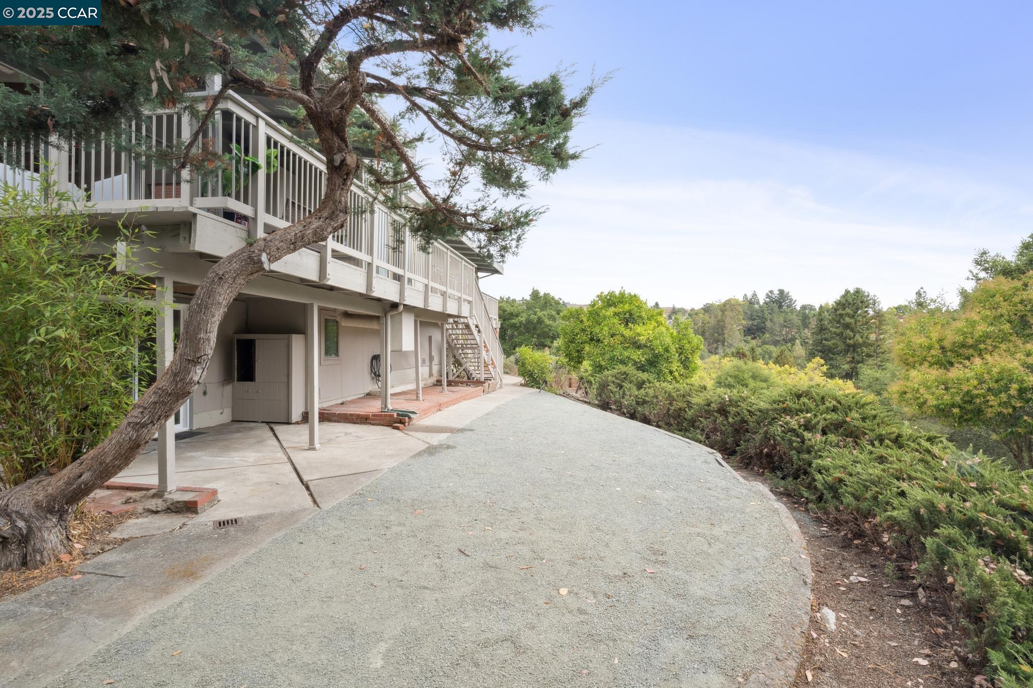 Detail Gallery Image 46 of 50 For 12 La Cresta Rd, Orinda,  CA 94563 - 4 Beds | 3 Baths