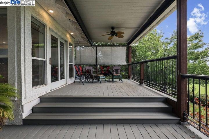 Detail Gallery Image 24 of 60 For 6038 Gleneagles Court, Redding,  CA 96003 - 3 Beds | 3/1 Baths