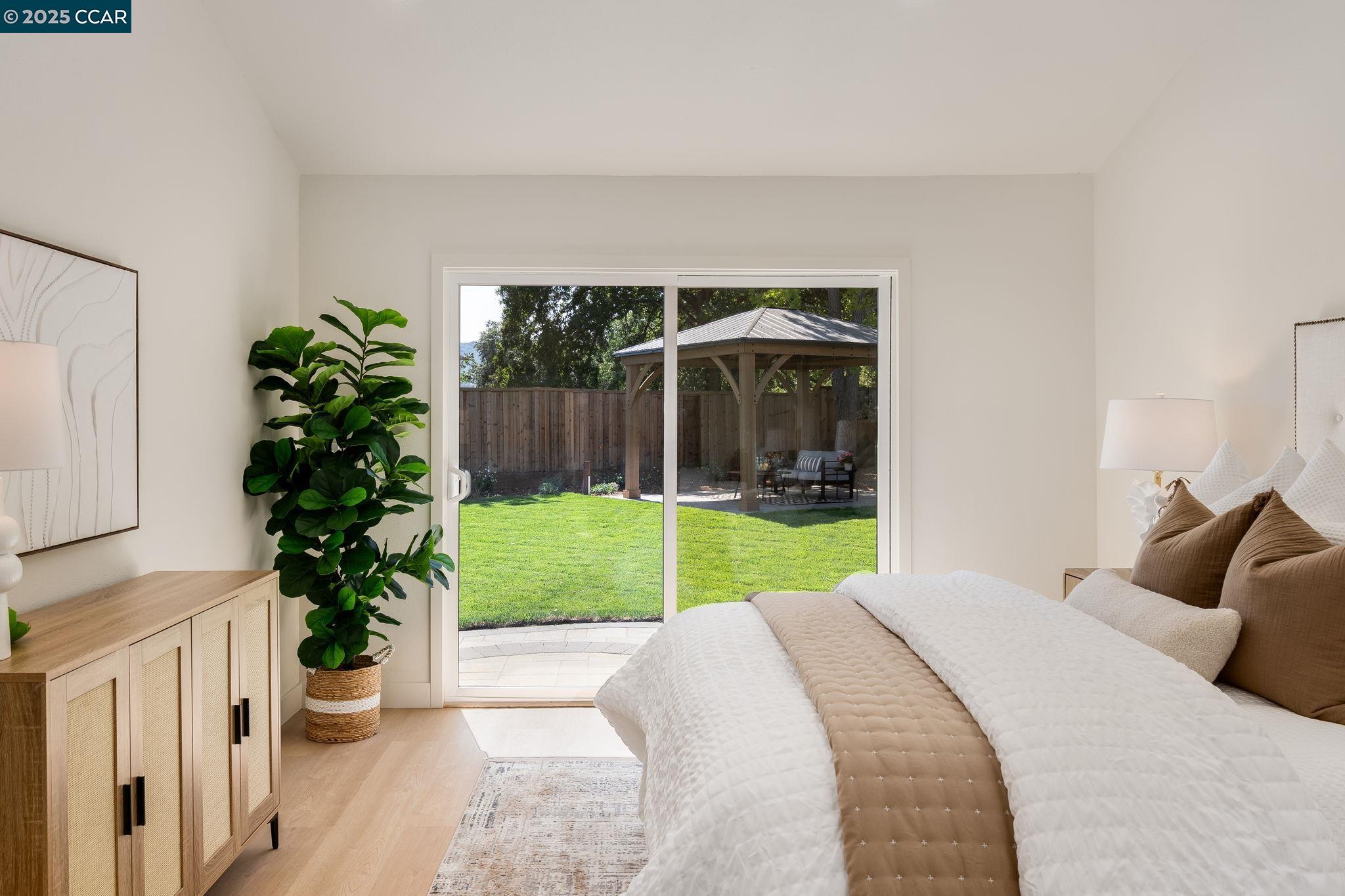 Detail Gallery Image 22 of 51 For 882 El Cerro, Danville,  CA 94526 - 4 Beds | 2/1 Baths