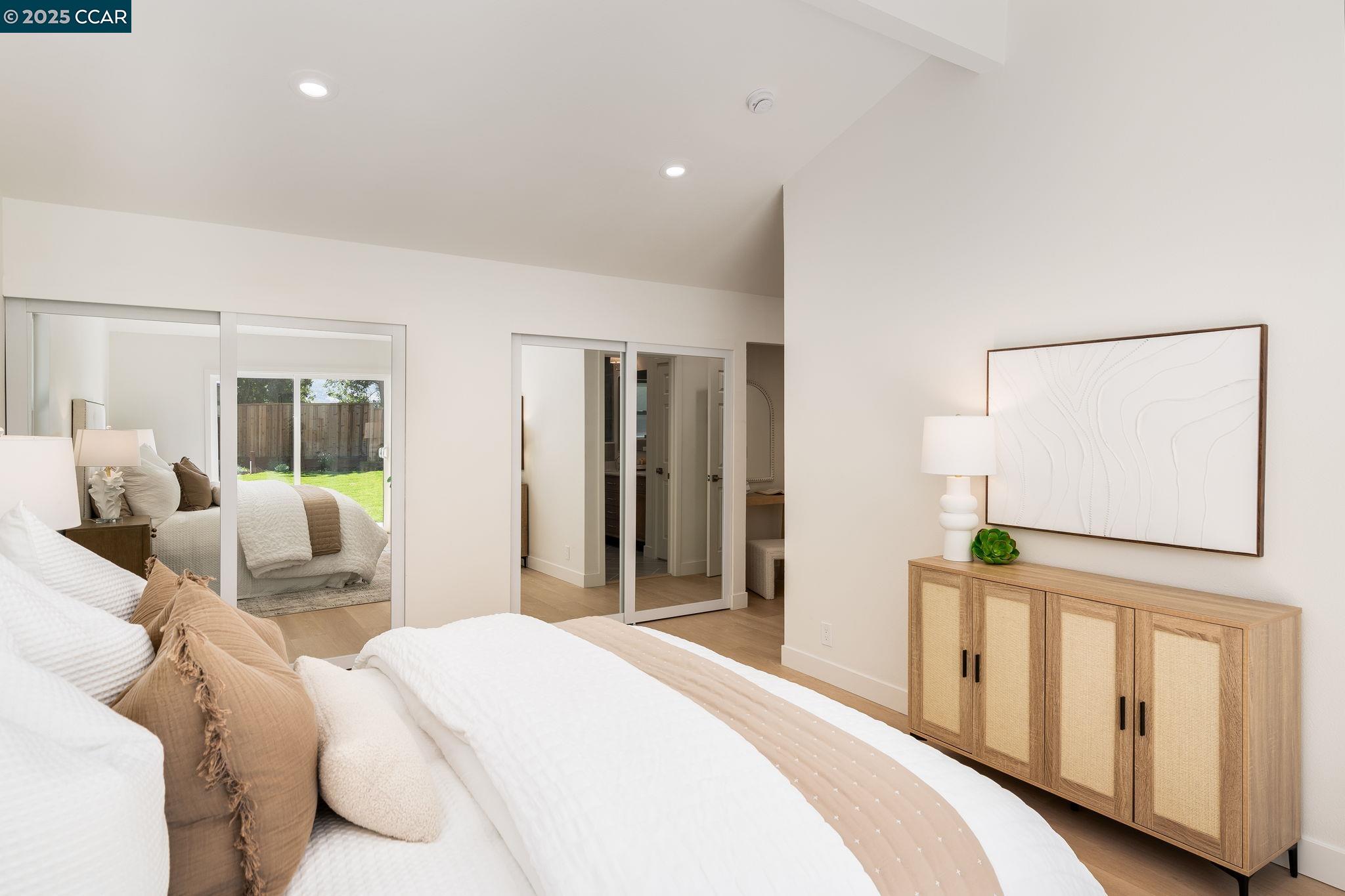 Detail Gallery Image 23 of 51 For 882 El Cerro, Danville,  CA 94526 - 4 Beds | 2/1 Baths