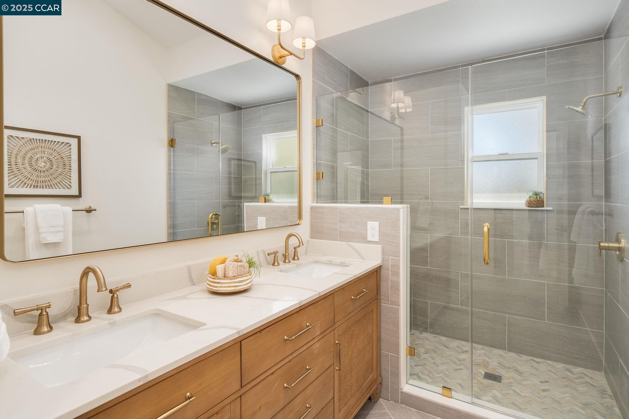 Detail Gallery Image 25 of 51 For 882 El Cerro, Danville,  CA 94526 - 4 Beds | 2/1 Baths