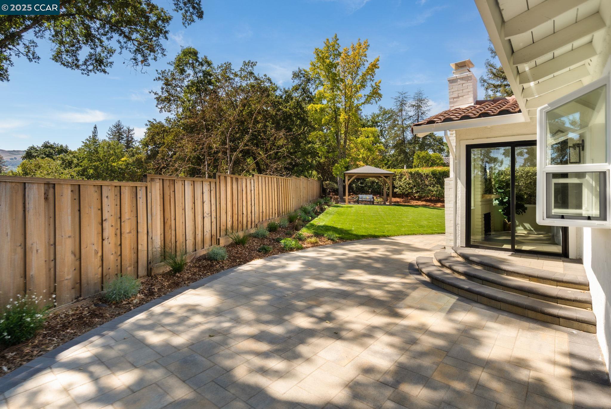 Detail Gallery Image 36 of 51 For 882 El Cerro, Danville,  CA 94526 - 4 Beds | 2/1 Baths