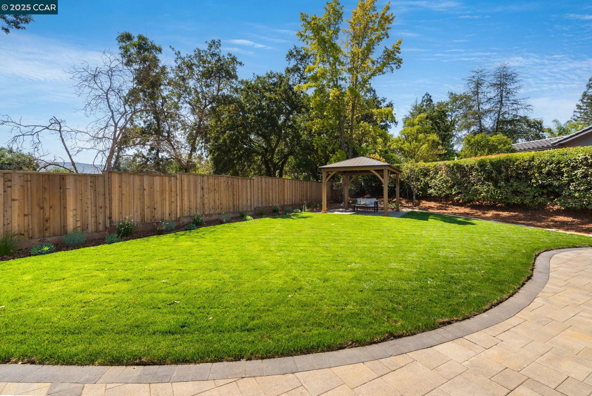 Detail Gallery Image 38 of 51 For 882 El Cerro, Danville,  CA 94526 - 4 Beds | 2/1 Baths