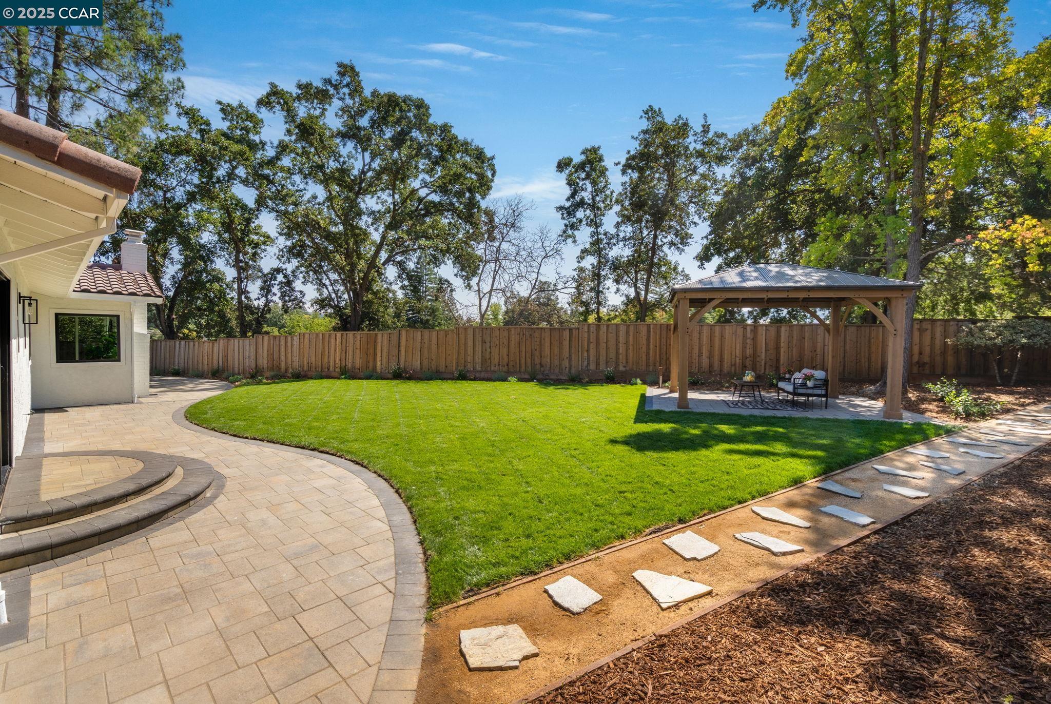 Detail Gallery Image 39 of 51 For 882 El Cerro, Danville,  CA 94526 - 4 Beds | 2/1 Baths