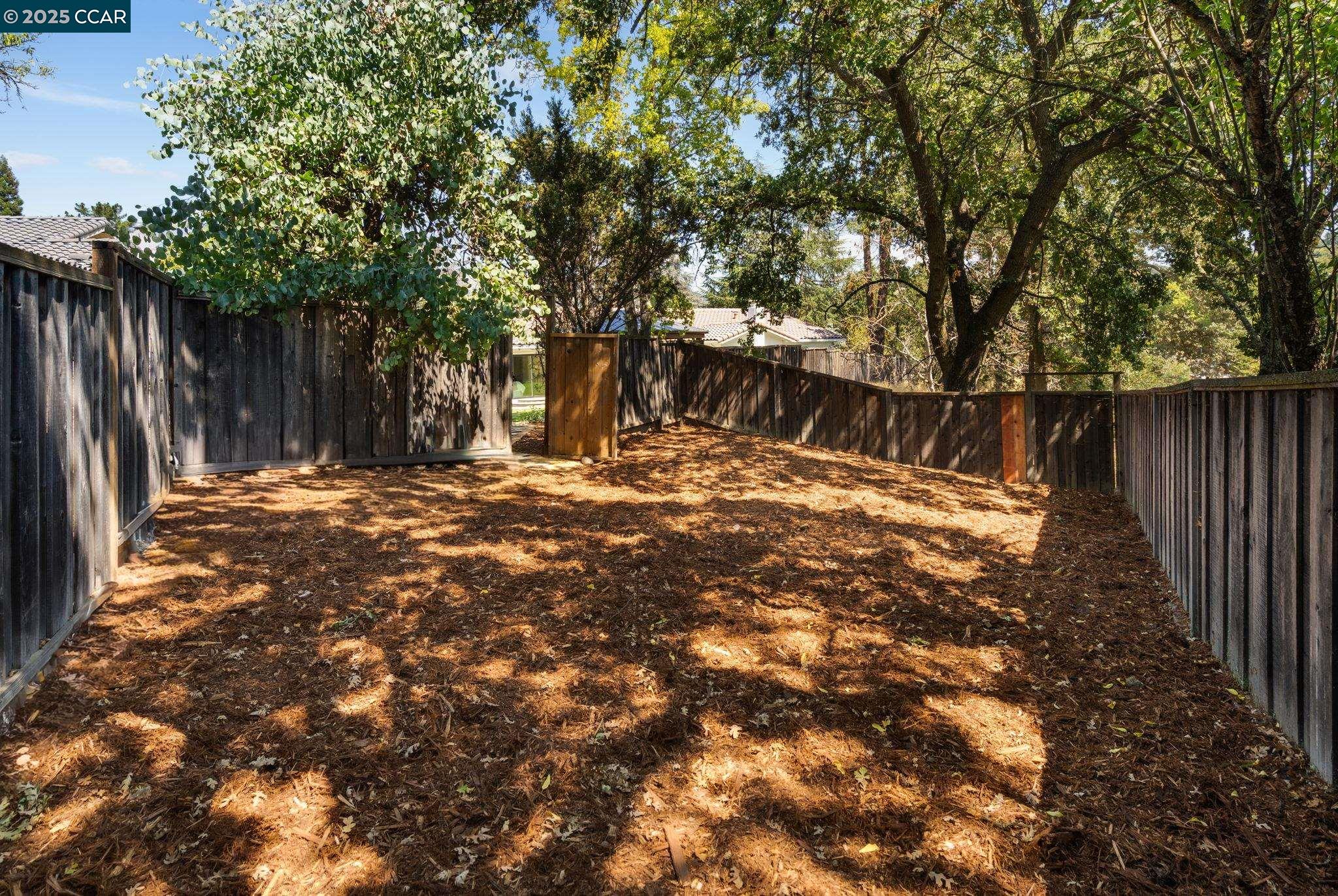 Detail Gallery Image 46 of 51 For 882 El Cerro, Danville,  CA 94526 - 4 Beds | 2/1 Baths