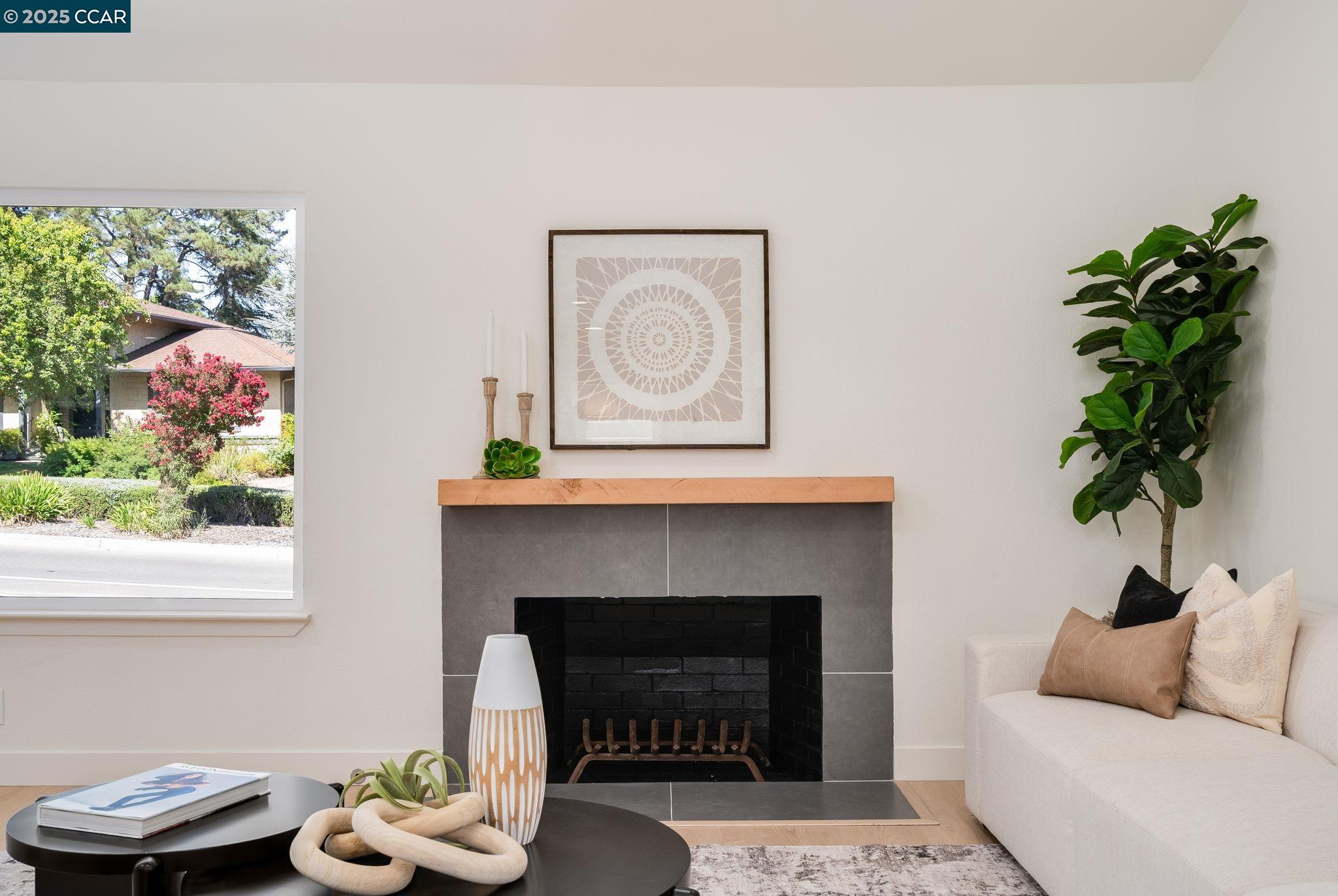 Detail Gallery Image 6 of 51 For 882 El Cerro, Danville,  CA 94526 - 4 Beds | 2/1 Baths