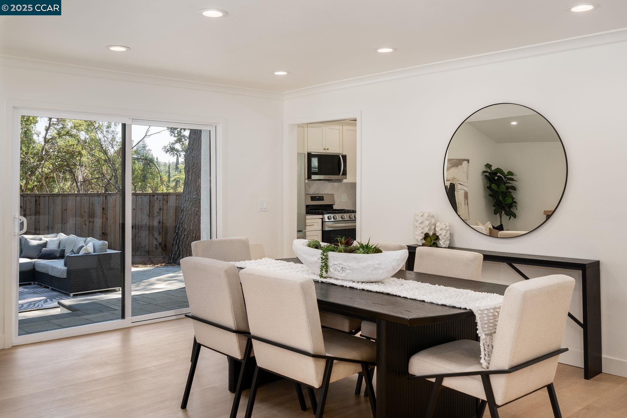 Detail Gallery Image 7 of 51 For 882 El Cerro, Danville,  CA 94526 - 4 Beds | 2/1 Baths