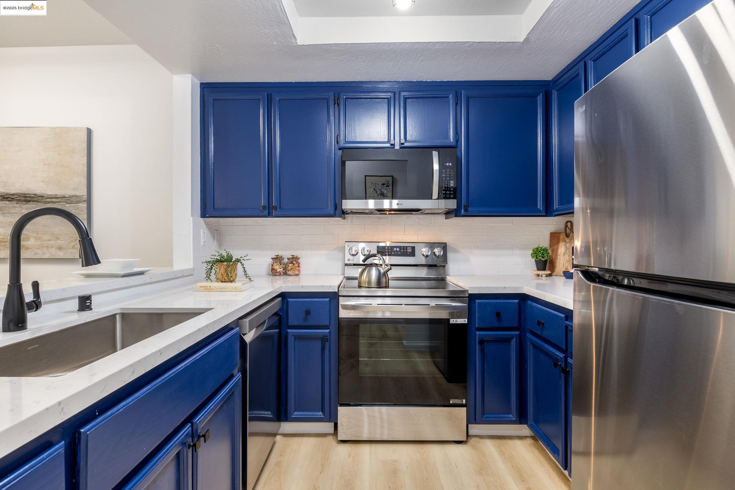 Photo #11: 41111397 Listing: Photo #11