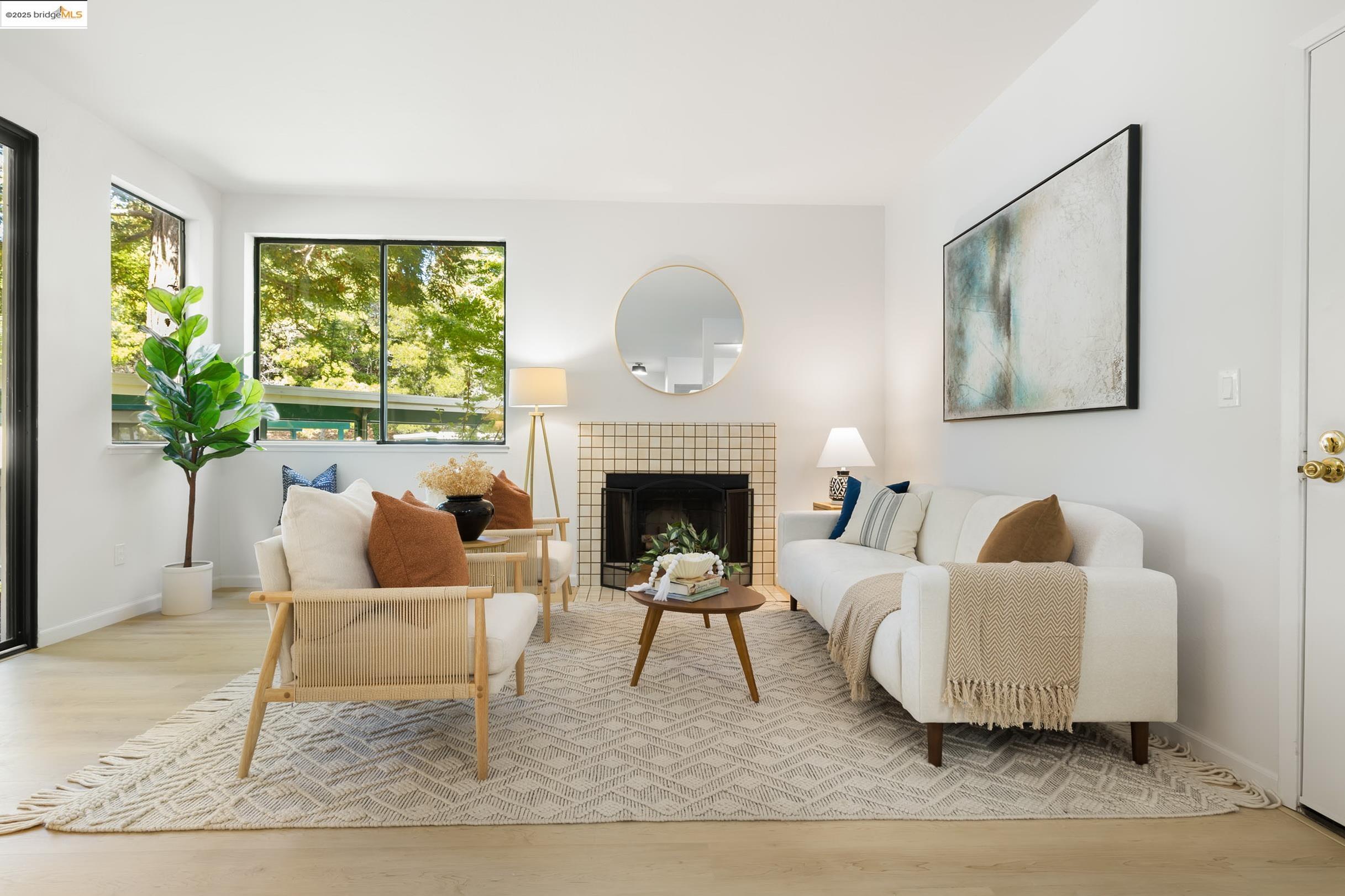 Photo #5: 41111397 Listing 