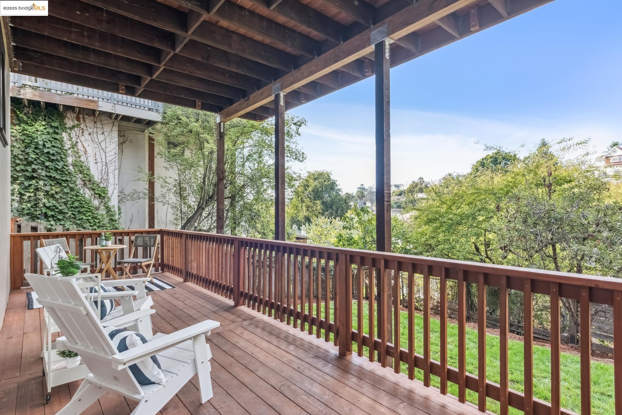 Detail Gallery Image 52 of 57 For 725 Carlston Ave, Oakland,  CA 94610 - 4 Beds | 2 Baths