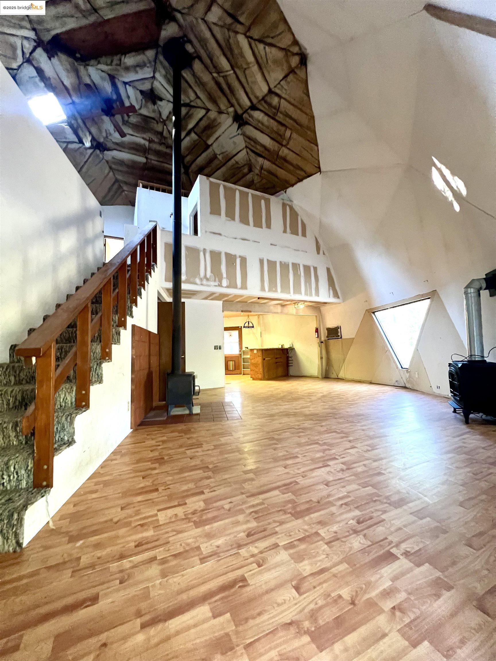 Detail Gallery Image 3 of 35 For 21681 Fern Ln, Sonora,  CA 95370 - 3 Beds | 2 Baths