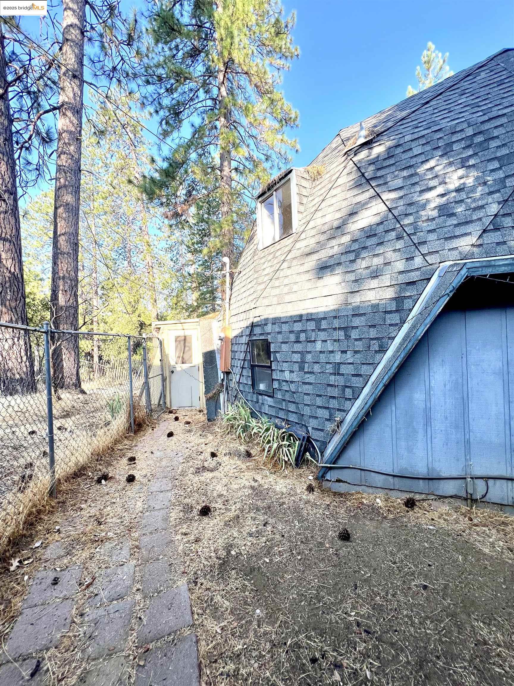 Detail Gallery Image 25 of 35 For 21681 Fern Ln, Sonora,  CA 95370 - 3 Beds | 2 Baths
