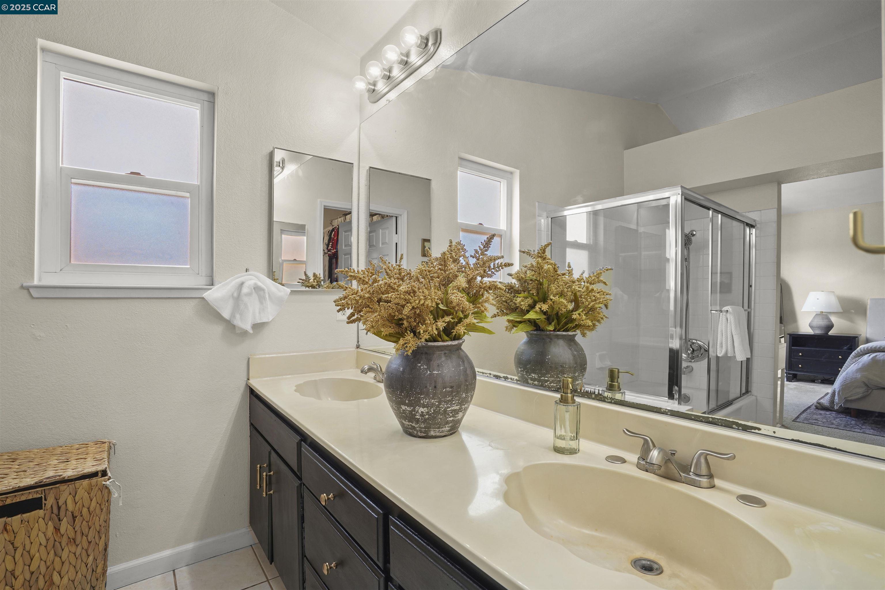 Detail Gallery Image 20 of 37 For 1031 Burnham, Pittsburg,  CA 94565 - 4 Beds | 2/1 Baths