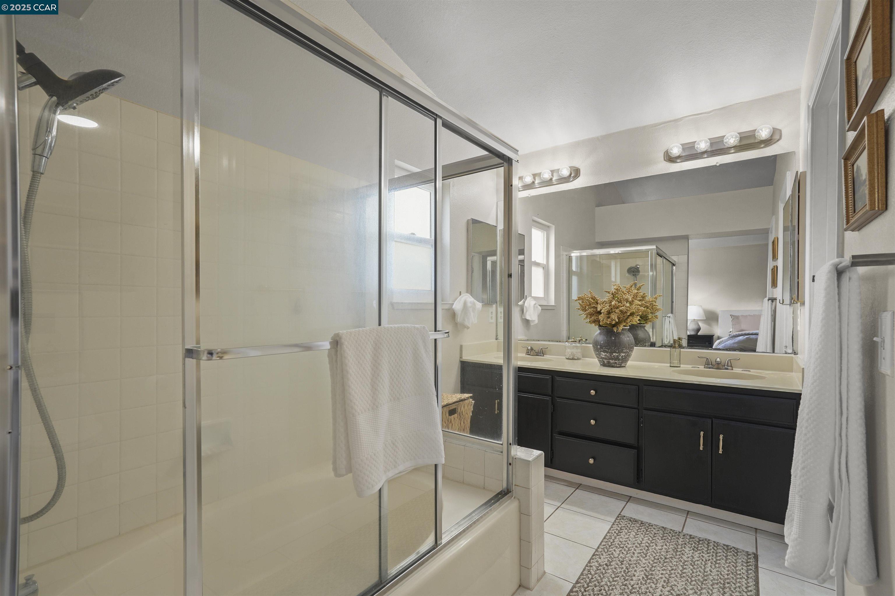 Detail Gallery Image 21 of 37 For 1031 Burnham, Pittsburg,  CA 94565 - 4 Beds | 2/1 Baths