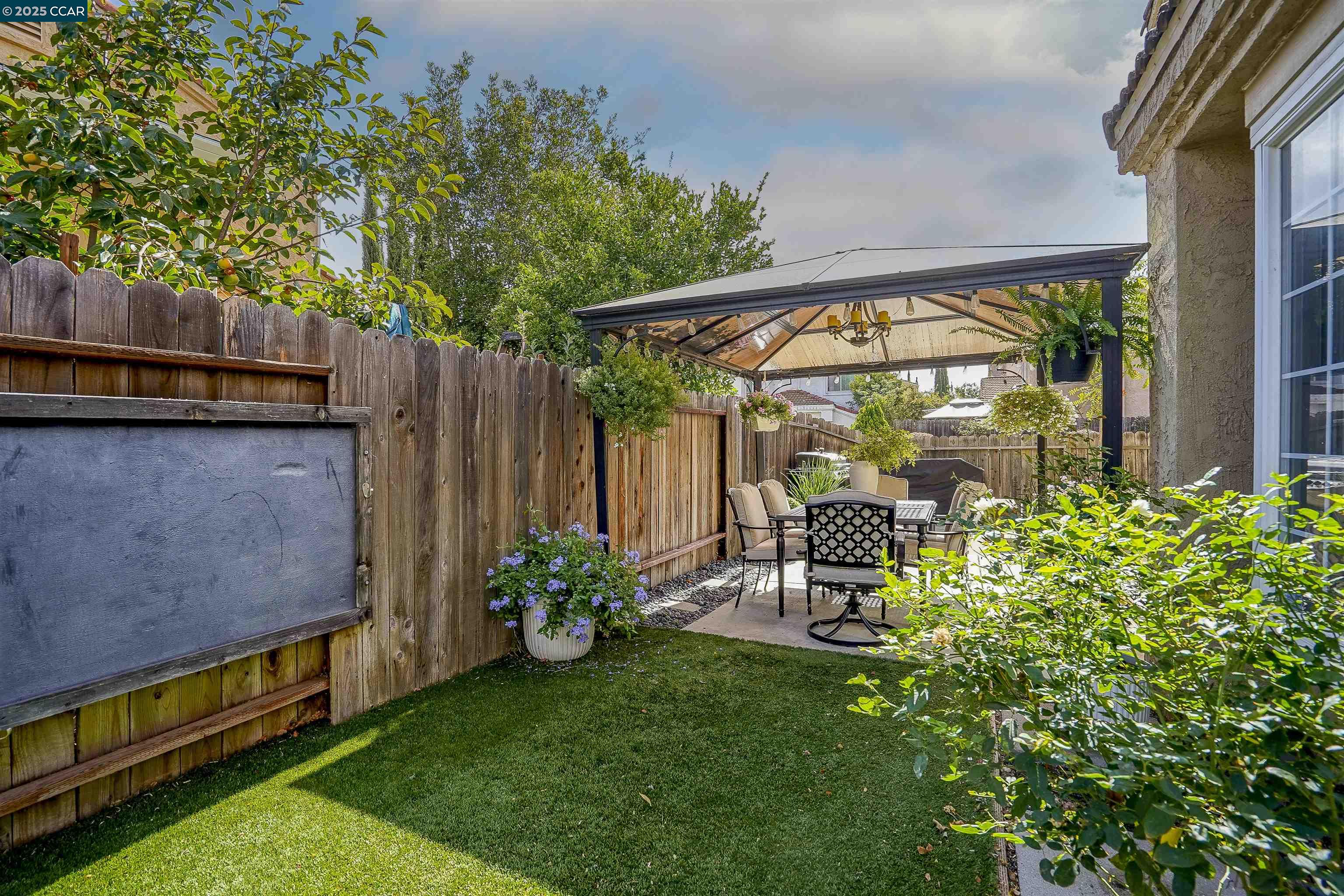 Detail Gallery Image 31 of 37 For 1031 Burnham, Pittsburg,  CA 94565 - 4 Beds | 2/1 Baths