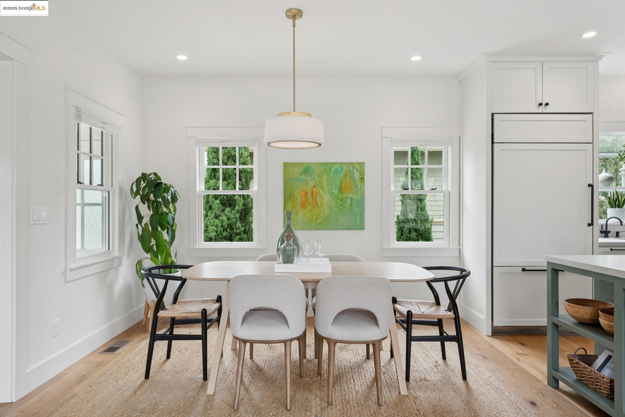 Detail Gallery Image 14 of 59 For 1630 Derby St, Berkeley,  CA 94703 - 5 Beds | 3/1 Baths