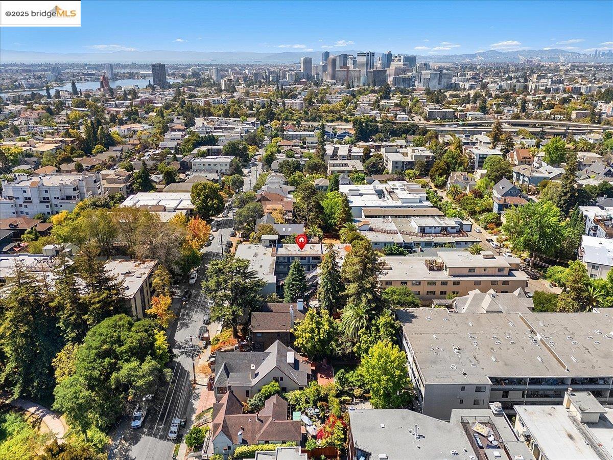 Detail Gallery Image 16 of 19 For 671 Vernon St, Oakland,  CA 94610 - – Beds | – Baths