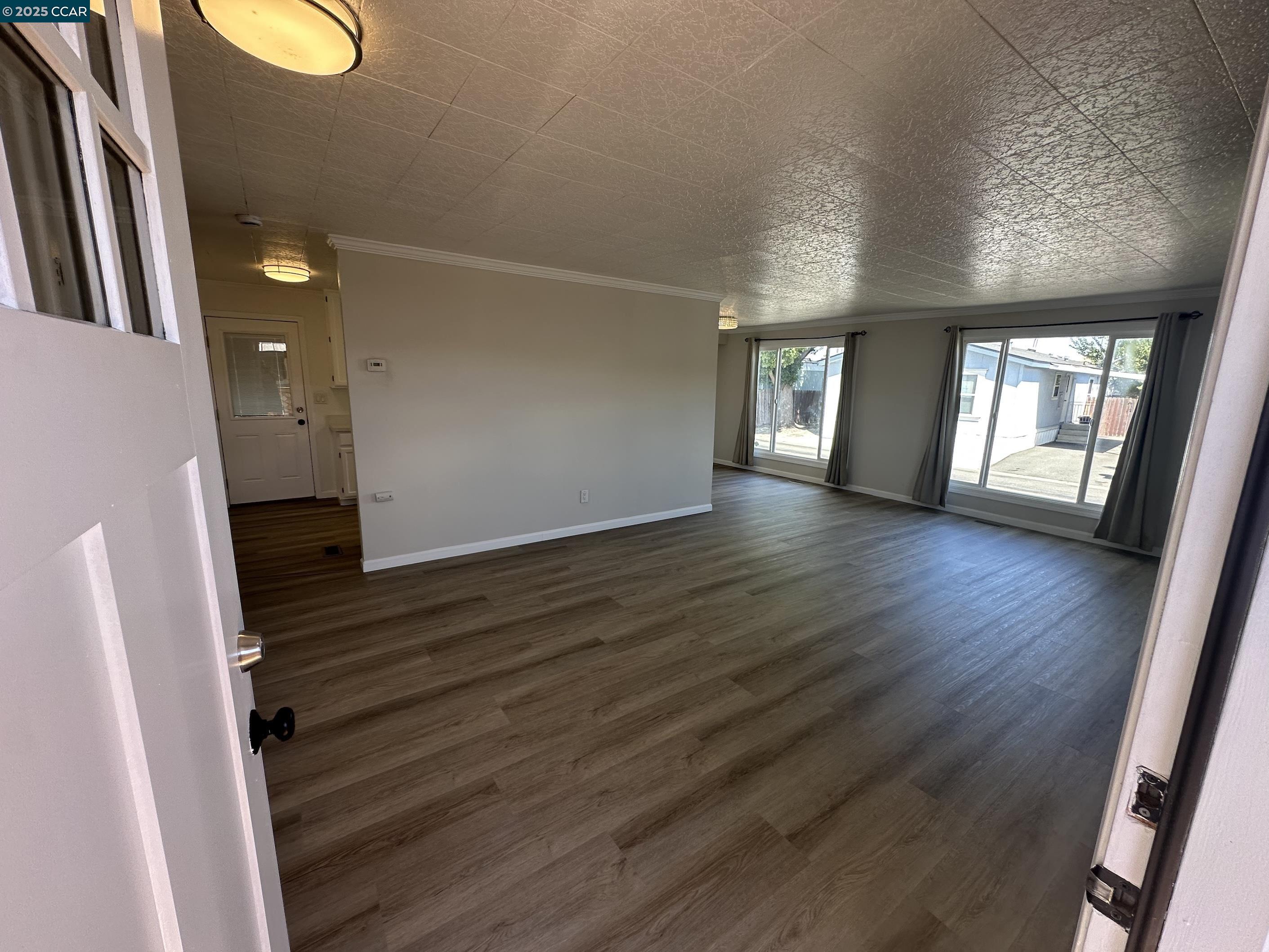 Detail Gallery Image 3 of 14 For 174 Medina Dr #153,  Pacheco,  CA 94553 - 3 Beds | 2 Baths