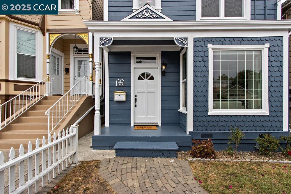 Detail Gallery Image 3 of 50 For 1613 Stanton St, Alameda,  CA 94501 - 3 Beds | 2 Baths