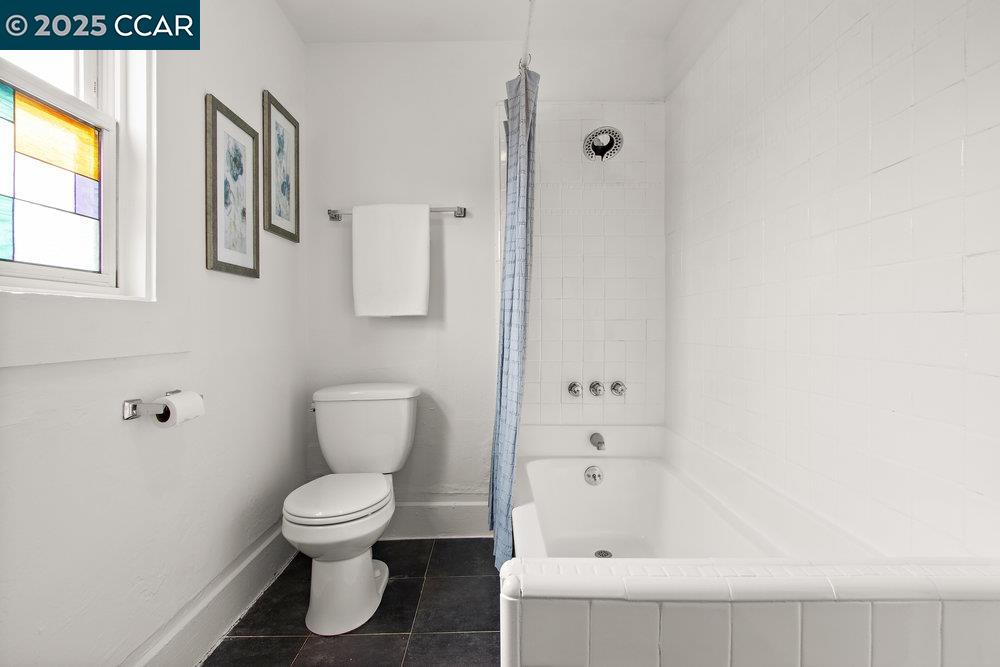 Detail Gallery Image 21 of 50 For 1613 Stanton St, Alameda,  CA 94501 - 3 Beds | 2 Baths