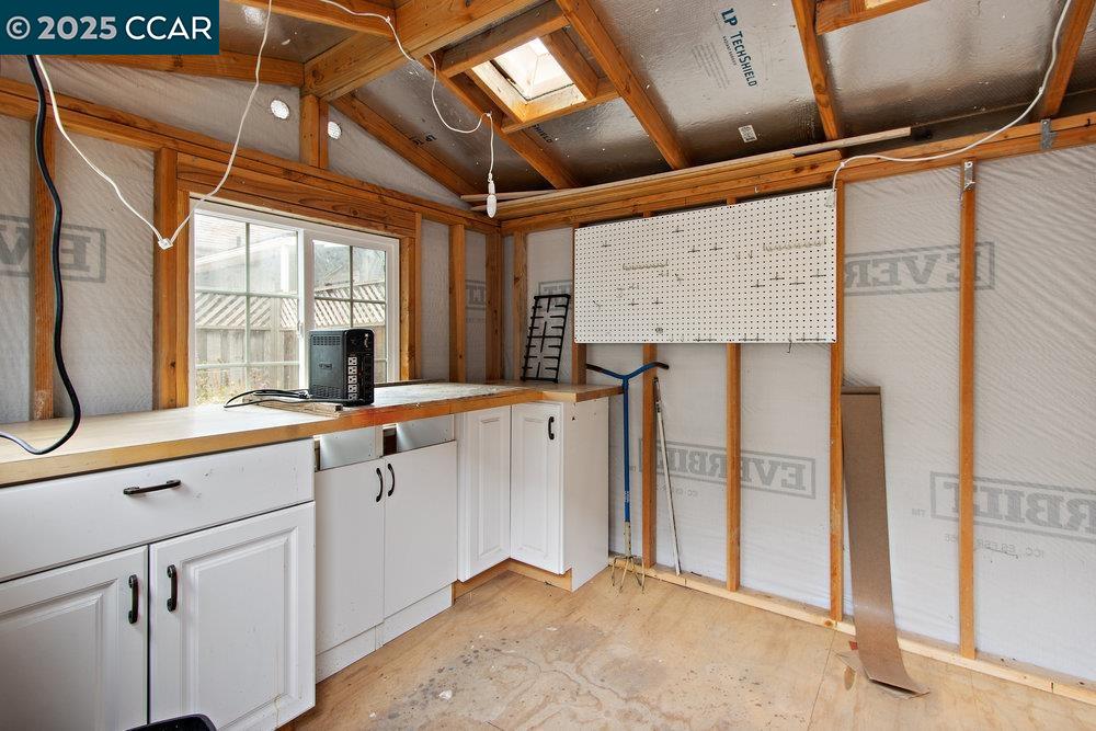 Detail Gallery Image 29 of 50 For 1613 Stanton St, Alameda,  CA 94501 - 3 Beds | 2 Baths