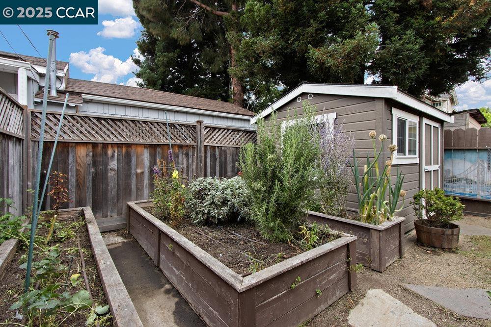 Detail Gallery Image 30 of 50 For 1613 Stanton St, Alameda,  CA 94501 - 3 Beds | 2 Baths