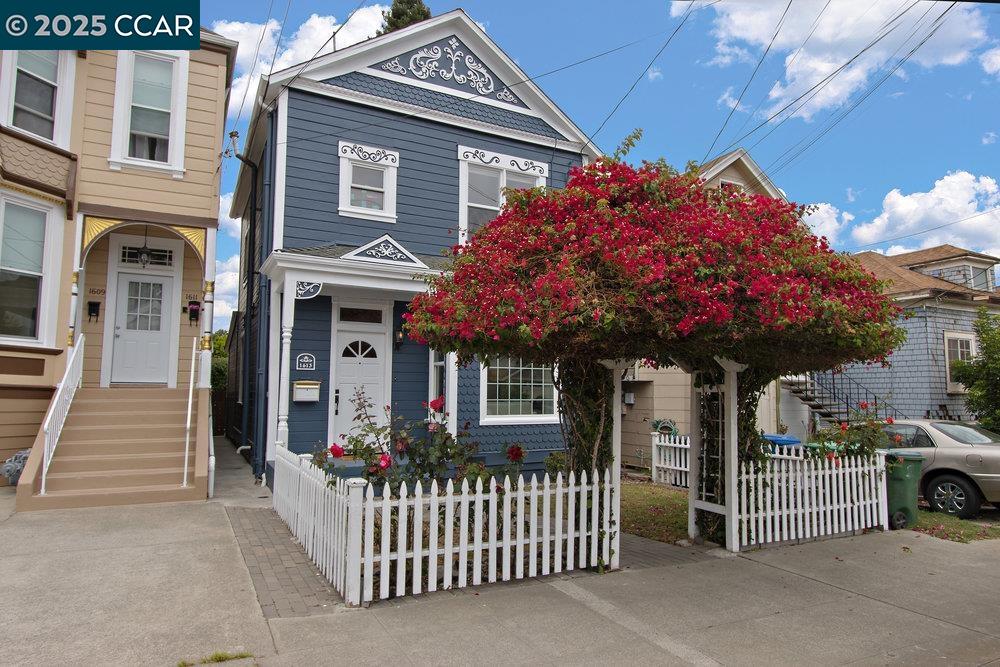 Detail Gallery Image 34 of 50 For 1613 Stanton St, Alameda,  CA 94501 - 3 Beds | 2 Baths