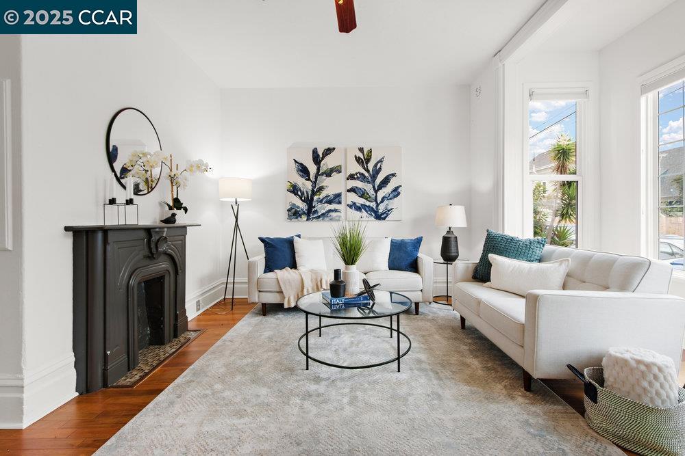 Detail Gallery Image 6 of 50 For 1613 Stanton St, Alameda,  CA 94501 - 3 Beds | 2 Baths