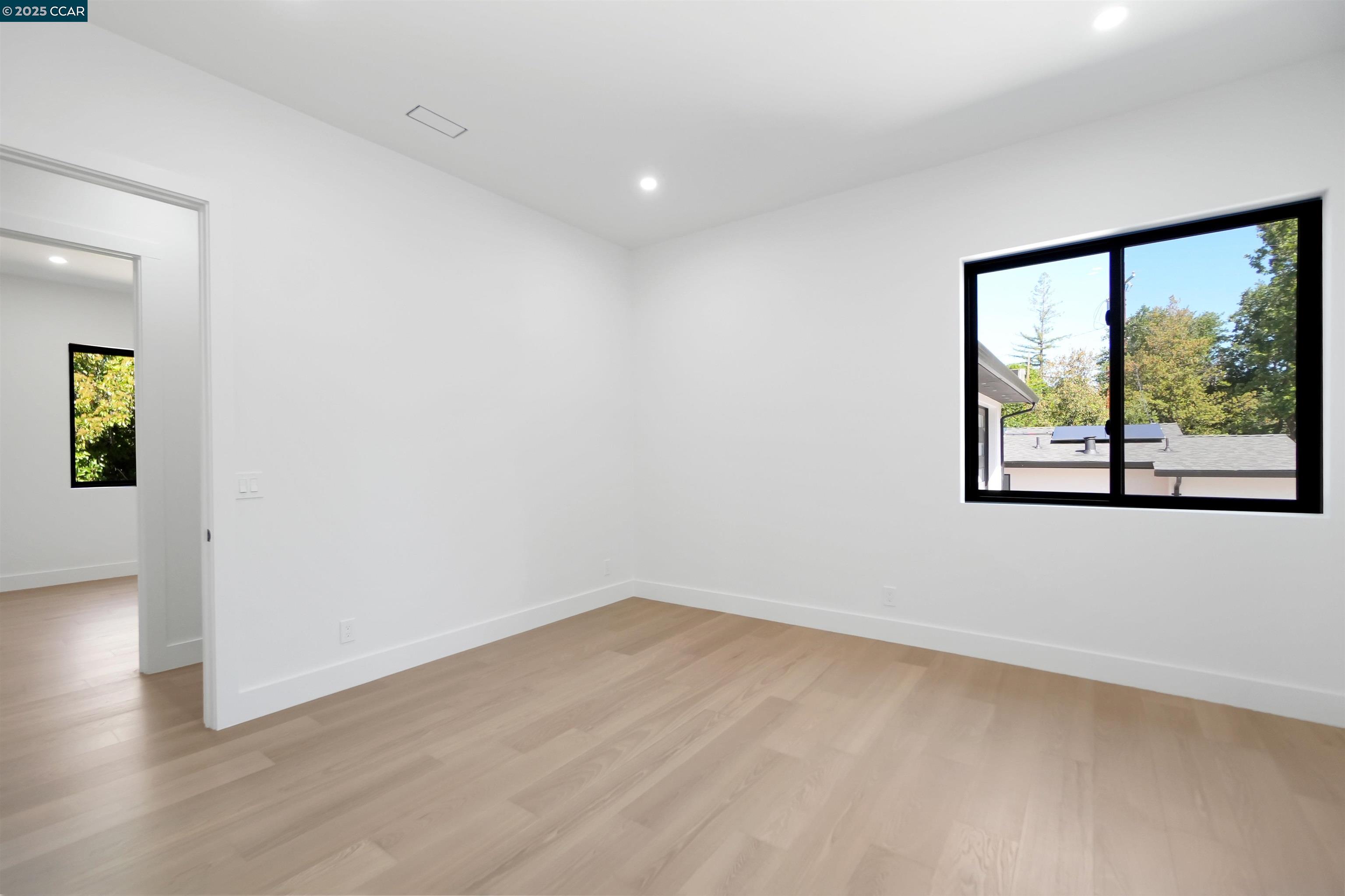 Detail Gallery Image 28 of 44 For 1080 Scots Ln, Walnut Creek,  CA 94596 - 6 Beds | 4/1 Baths
