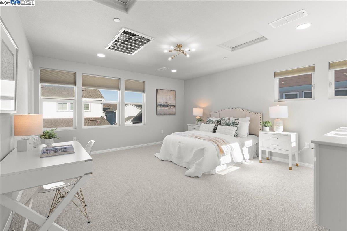 Detail Gallery Image 18 of 38 For 4386 Healdsburg Way, Dublin,  CA 94568 - 4 Beds | 3/1 Baths