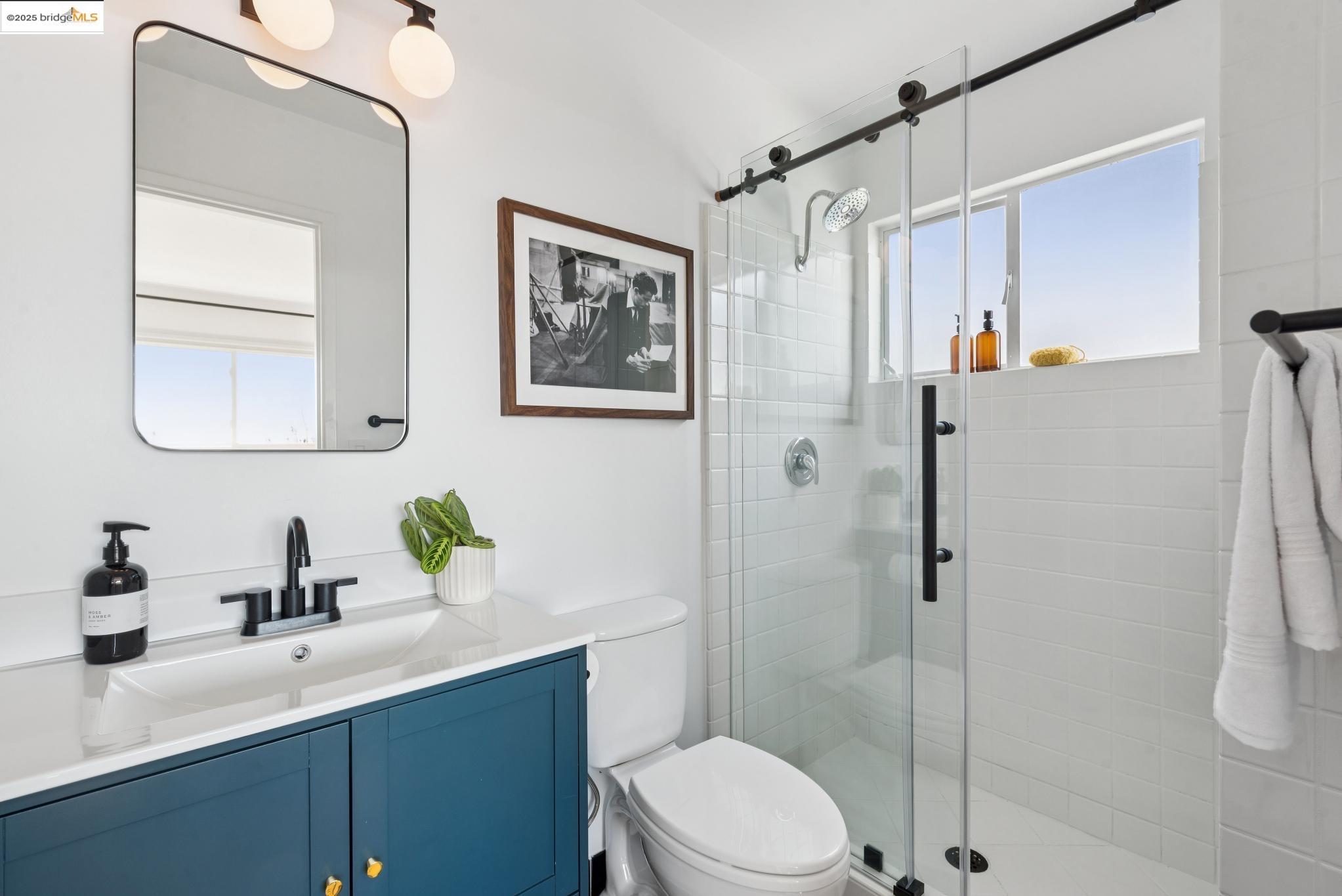 Detail Gallery Image 24 of 55 For 425 Creighton Way, Oakland,  CA 94619 - 4 Beds | 2 Baths