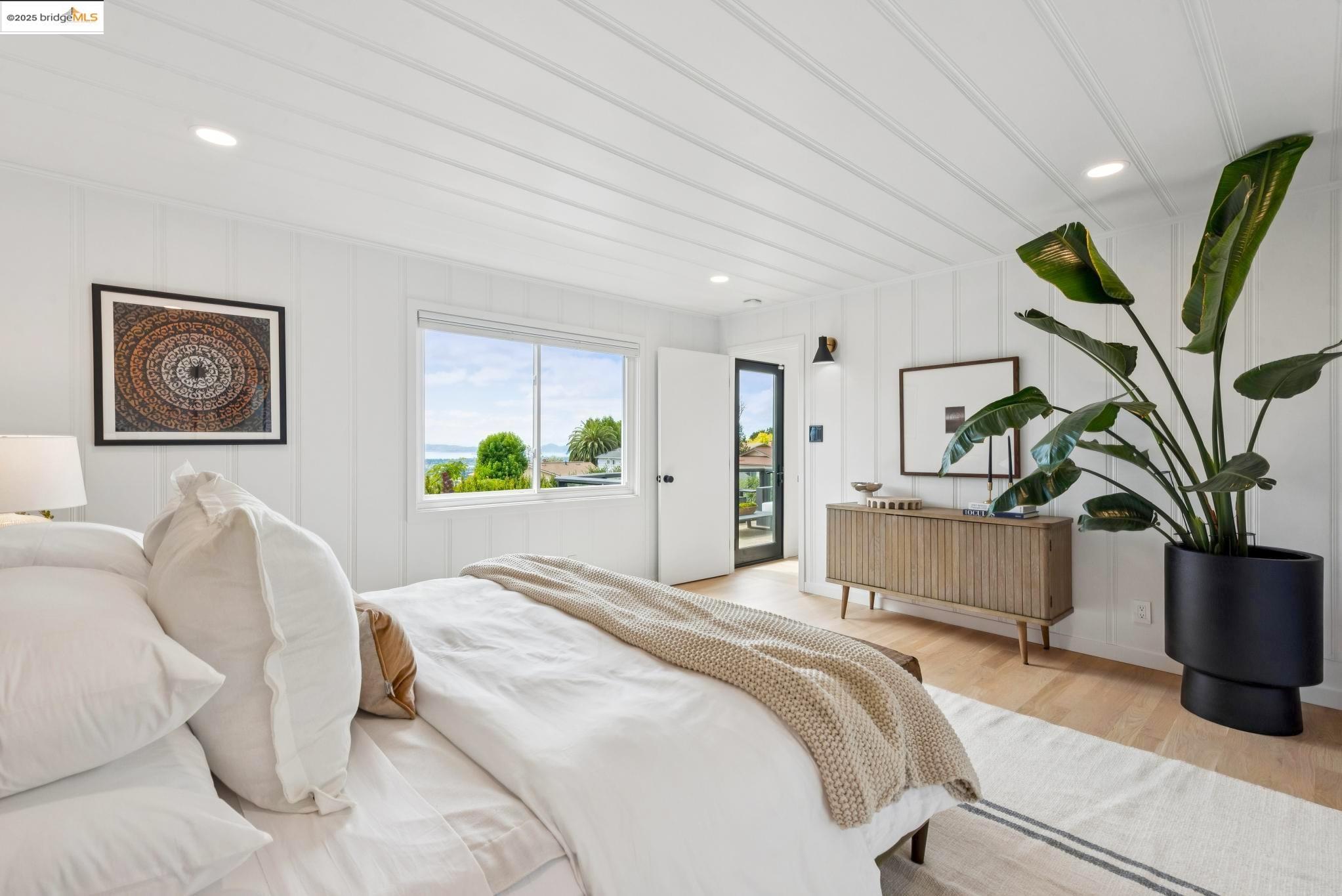Detail Gallery Image 39 of 55 For 425 Creighton Way, Oakland,  CA 94619 - 4 Beds | 2 Baths