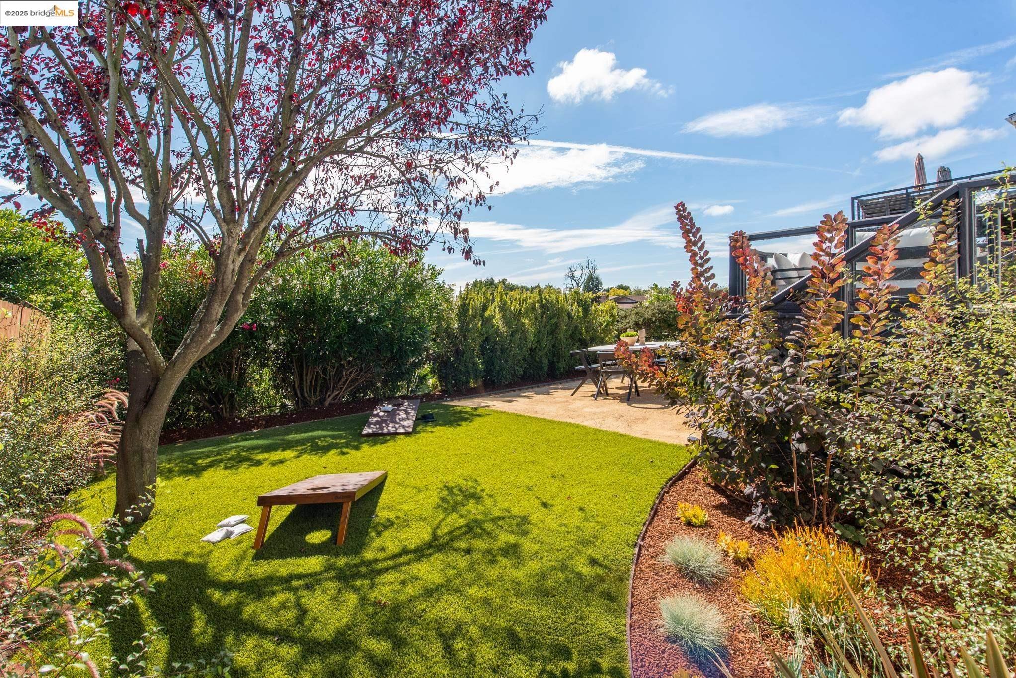 Detail Gallery Image 51 of 55 For 425 Creighton Way, Oakland,  CA 94619 - 4 Beds | 2 Baths