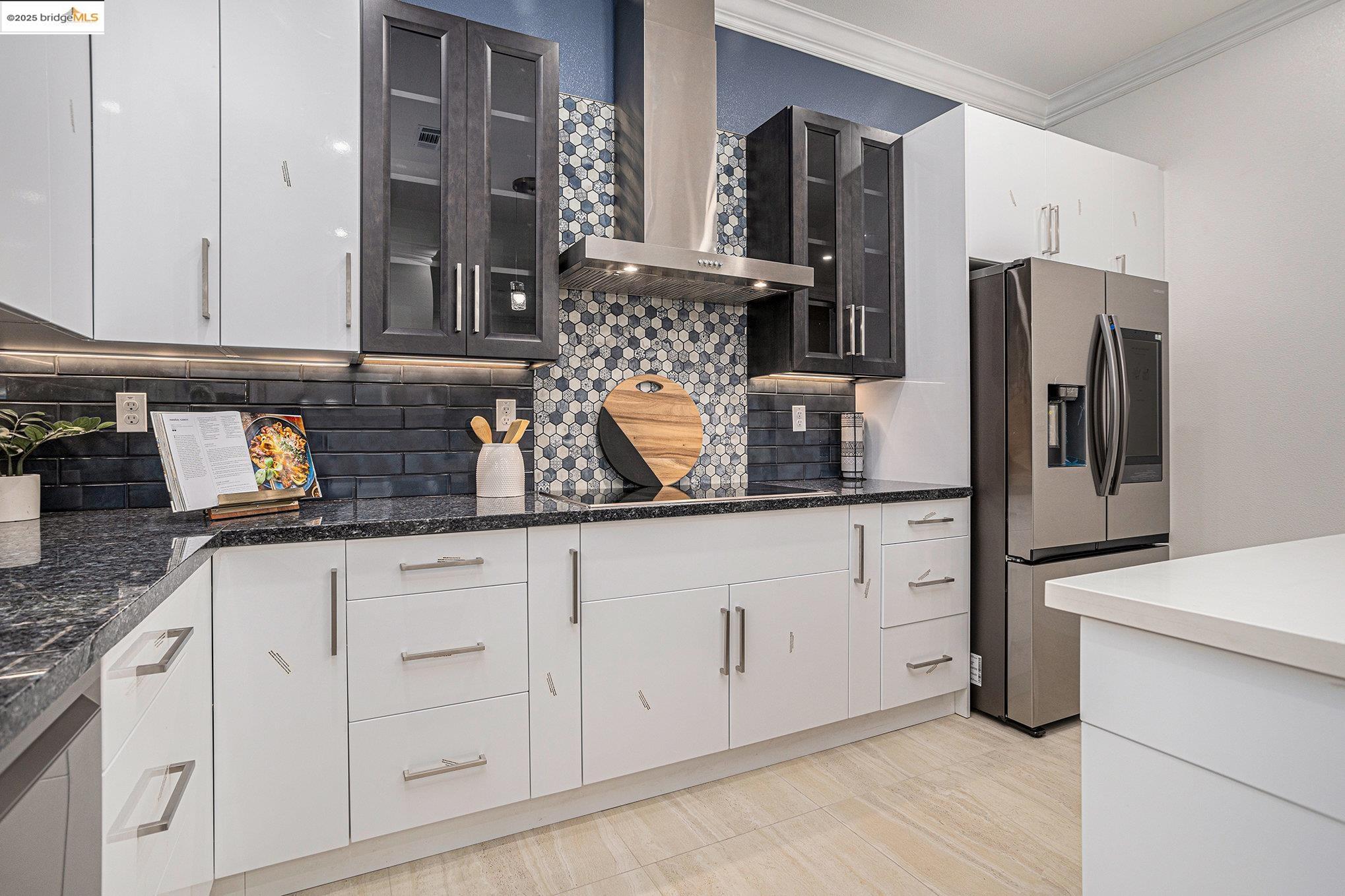 Detail Gallery Image 15 of 53 For 130 Arbor View Ln, Lafayette,  CA 94549 - 5 Beds | 4/1 Baths