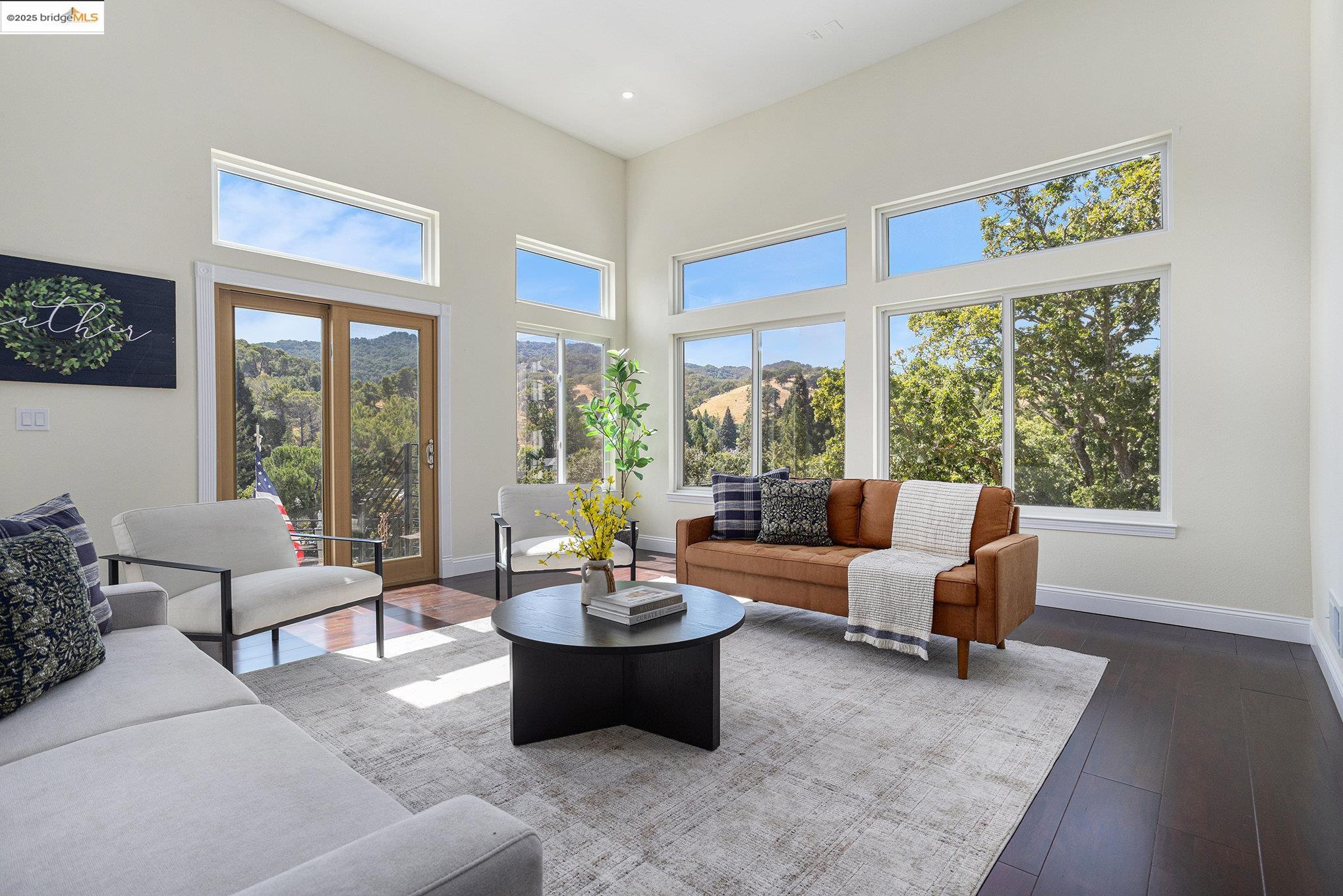 Detail Gallery Image 20 of 60 For 130 Arbor View Ln, Lafayette,  CA 94549 - 5 Beds | 4/1 Baths