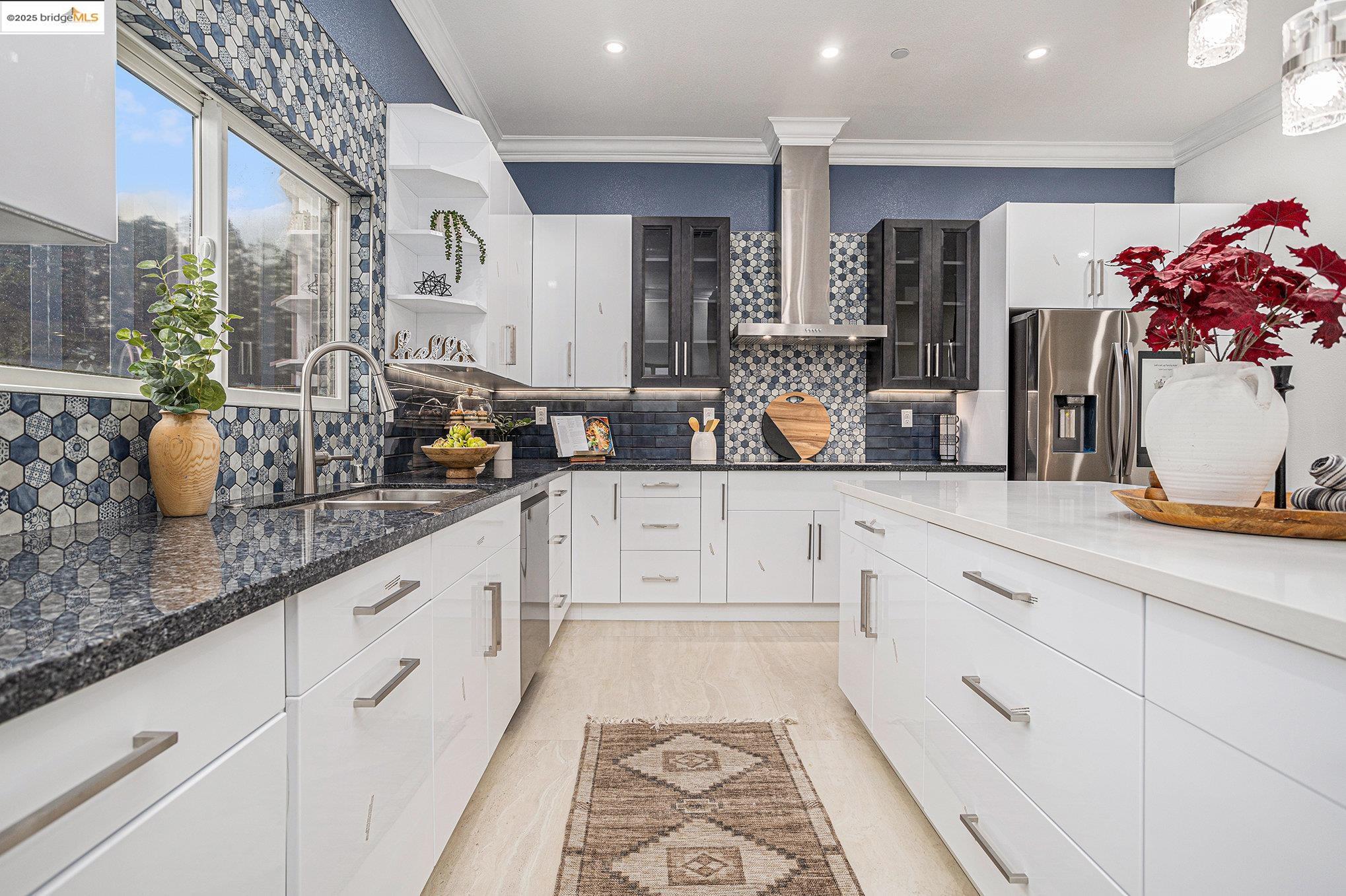 Detail Gallery Image 18 of 53 For 130 Arbor View Ln, Lafayette,  CA 94549 - 5 Beds | 4/1 Baths