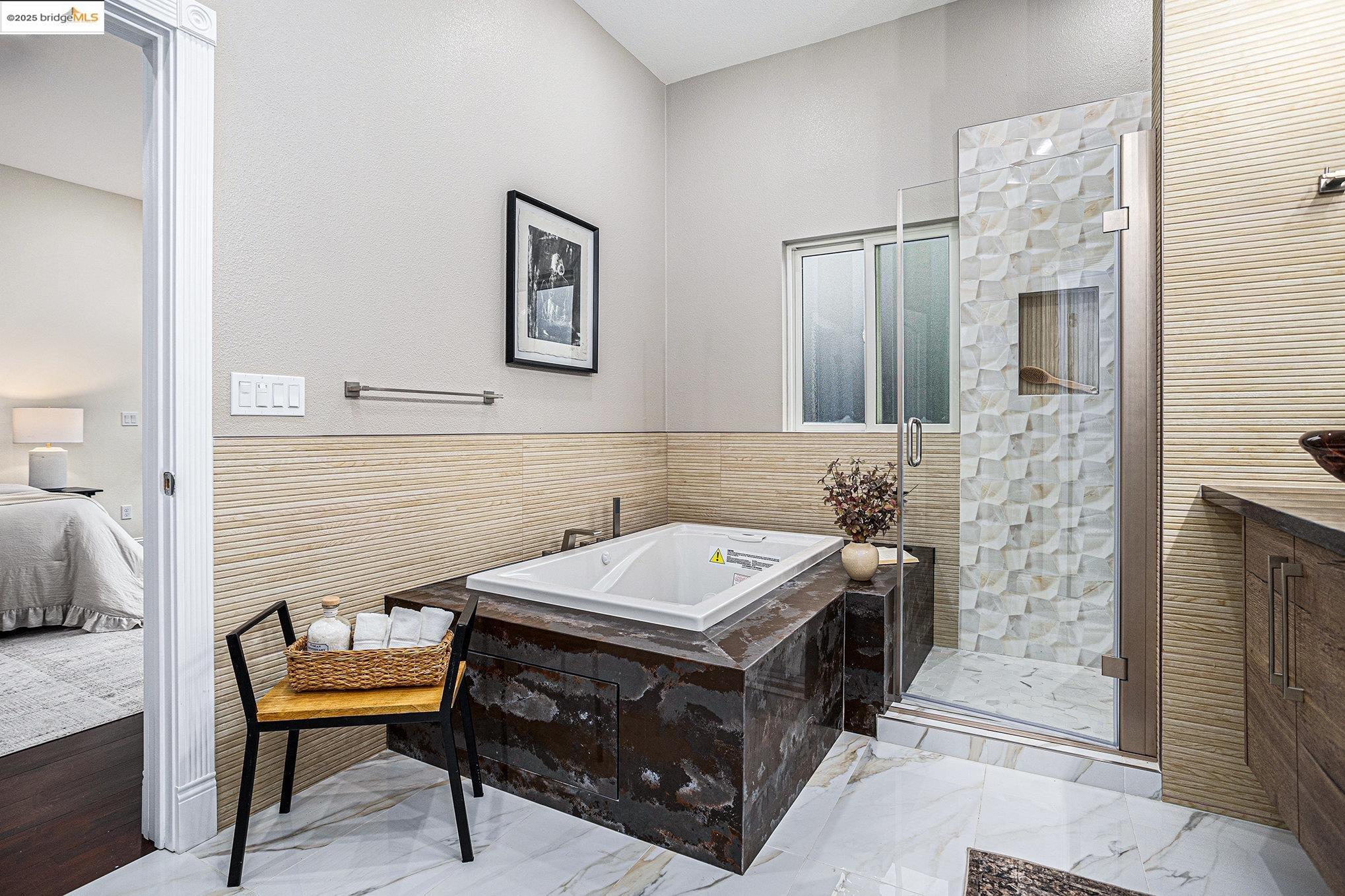 Detail Gallery Image 24 of 53 For 130 Arbor View Ln, Lafayette,  CA 94549 - 5 Beds | 4/1 Baths