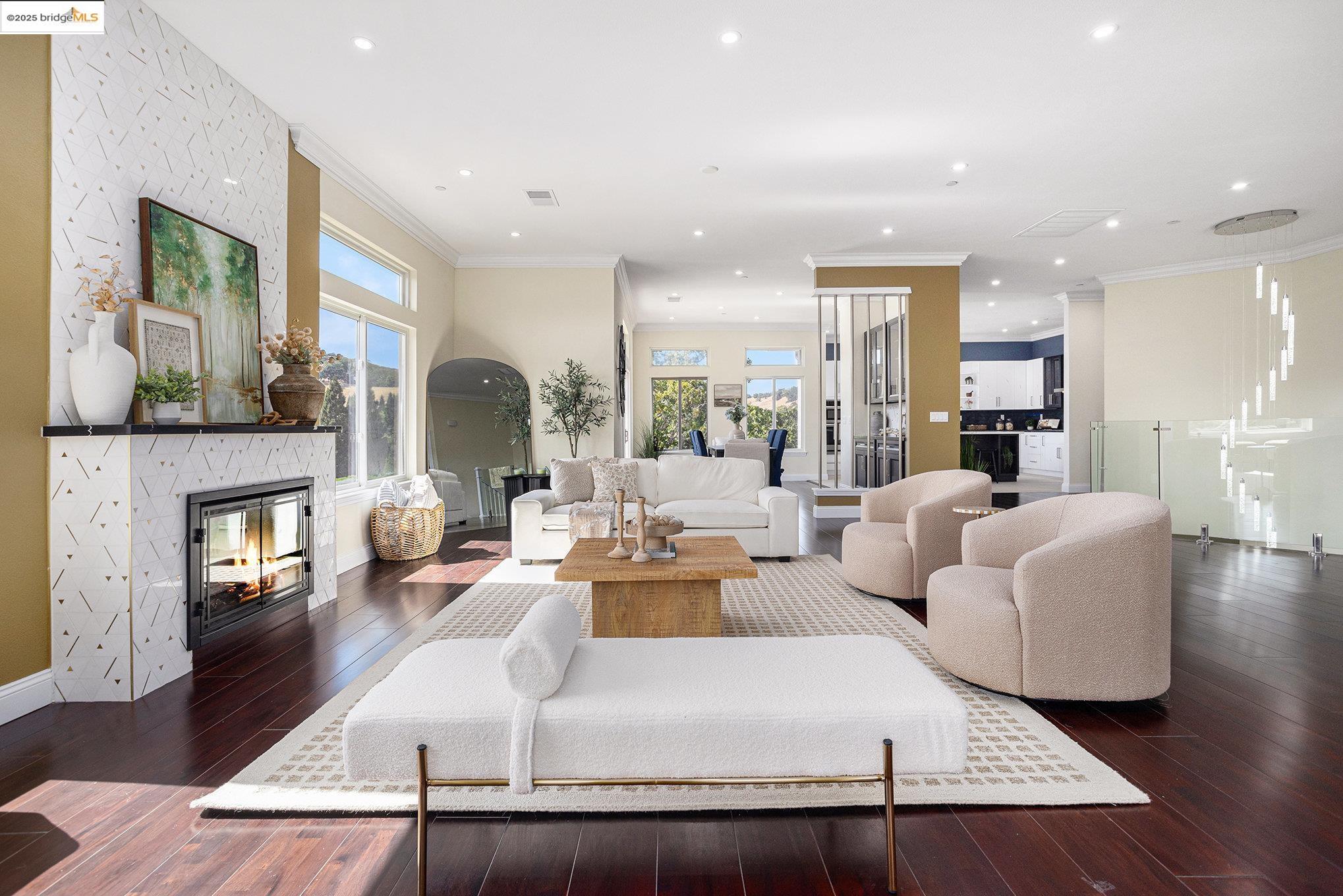 Detail Gallery Image 10 of 60 For 130 Arbor View Ln, Lafayette,  CA 94549 - 5 Beds | 4/1 Baths