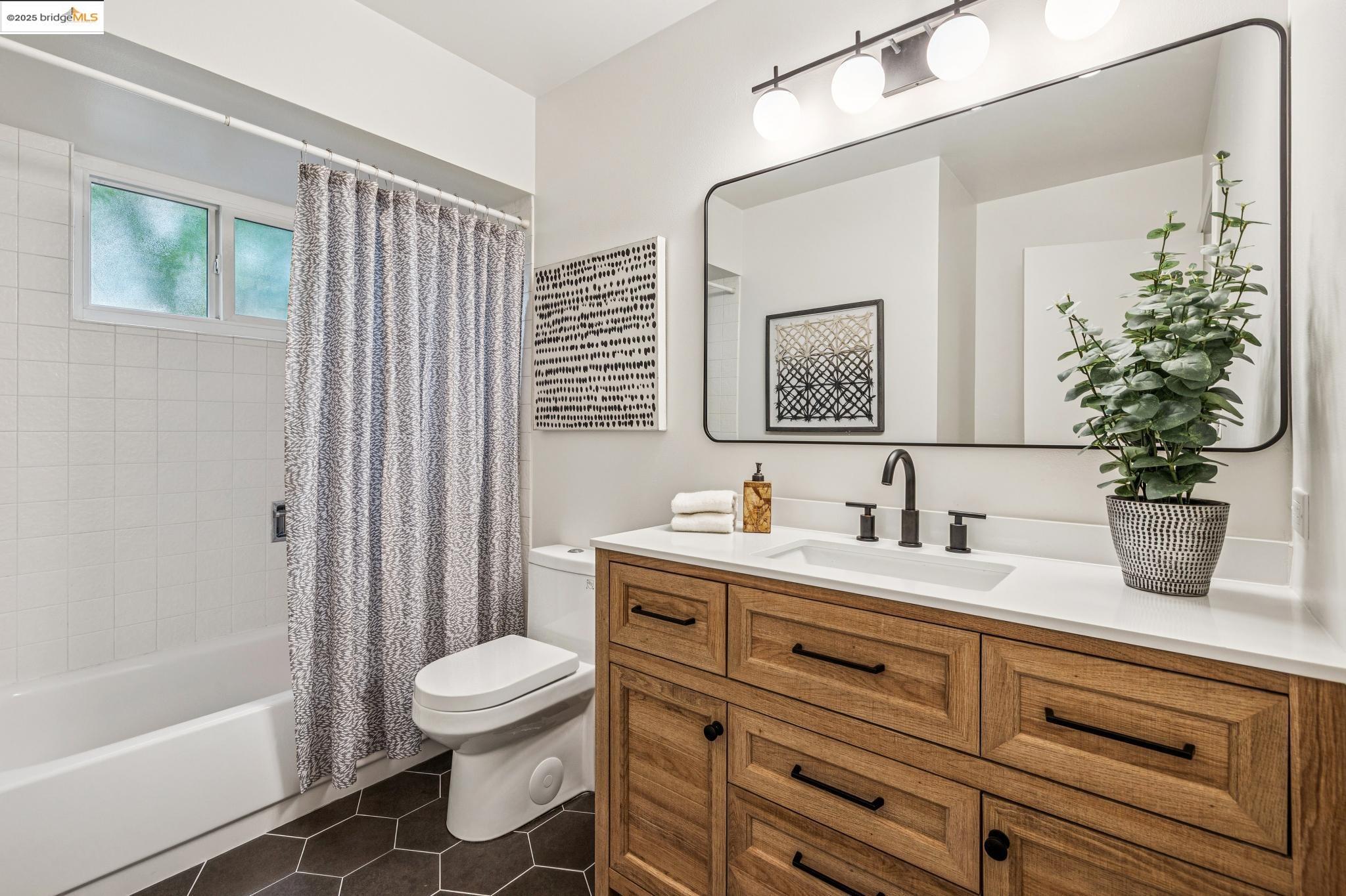Detail Gallery Image 27 of 60 For 32 Pacer Pl., Walnut Creek,  CA 94596 - 3 Beds | 2 Baths