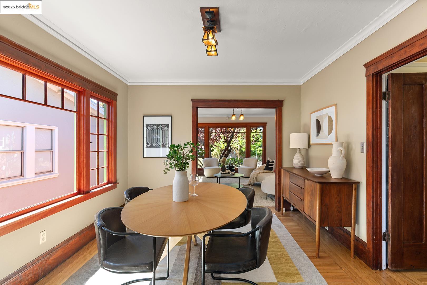 Detail Gallery Image 14 of 34 For 2723 Acton St, Berkeley,  CA 94702 - 2 Beds | 1 Baths