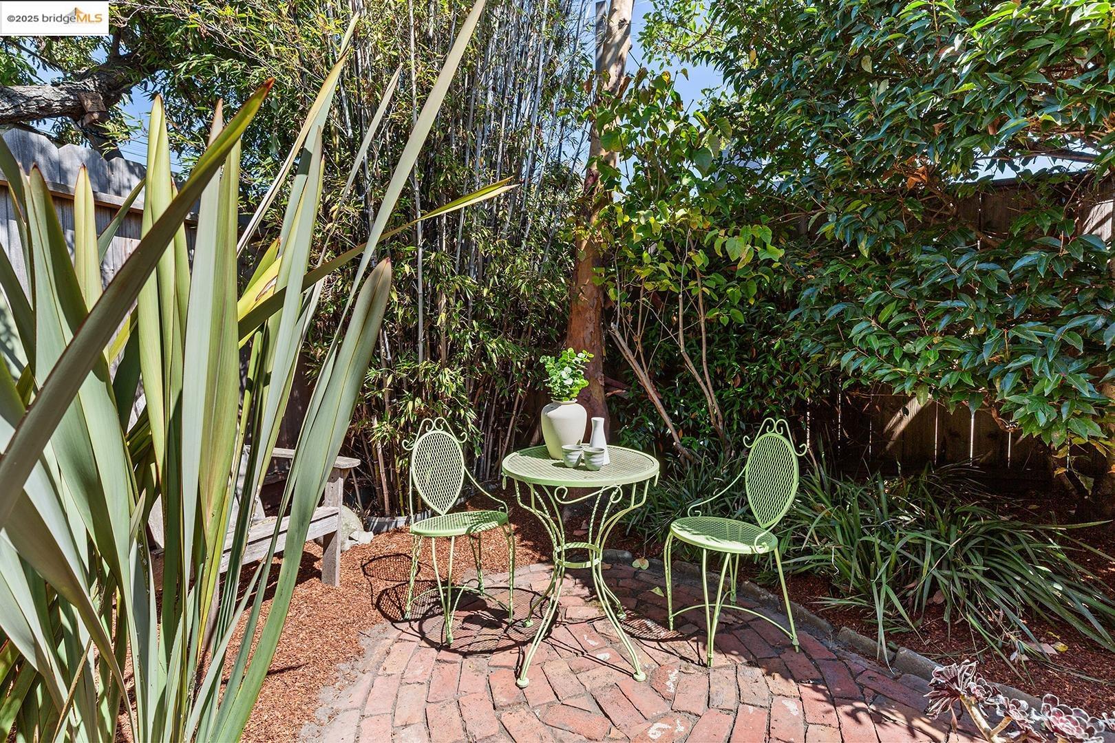 Detail Gallery Image 28 of 34 For 2723 Acton St, Berkeley,  CA 94702 - 2 Beds | 1 Baths