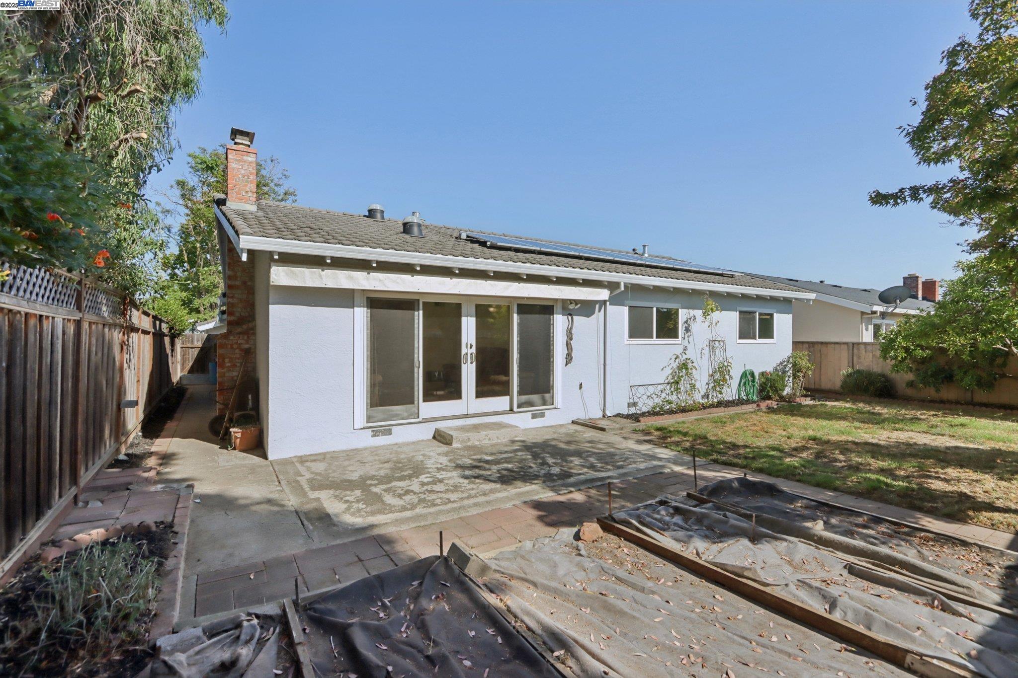 Detail Gallery Image 21 of 30 For 20145 Butterfield Dr, Castro Valley,  CA 94546 - 3 Beds | 2 Baths