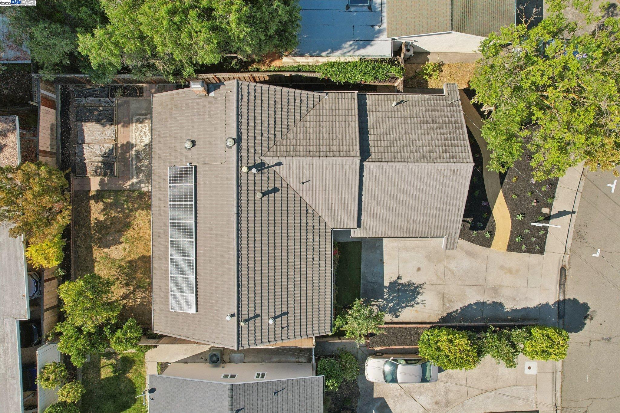 Detail Gallery Image 29 of 30 For 20145 Butterfield Dr, Castro Valley,  CA 94546 - 3 Beds | 2 Baths