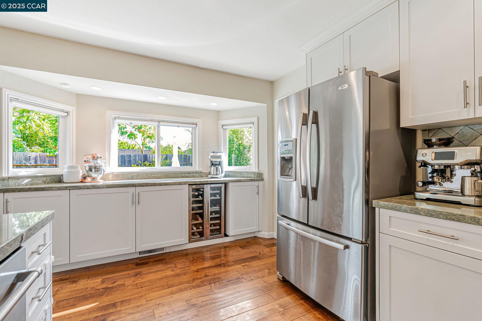 Detail Gallery Image 16 of 39 For 4871 Thiessen Ct, Concord,  CA 94521 - 3 Beds | 2 Baths