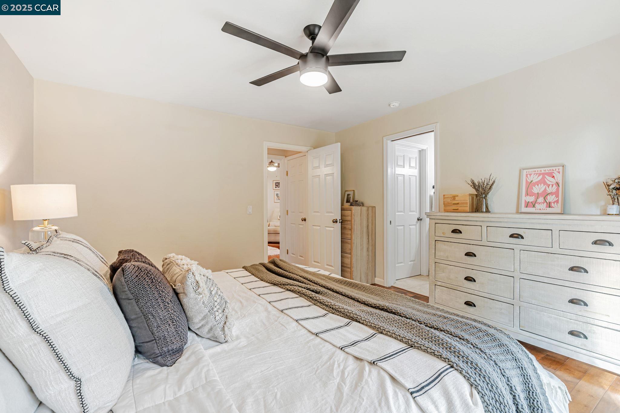 Detail Gallery Image 28 of 39 For 4871 Thiessen Ct, Concord,  CA 94521 - 3 Beds | 2 Baths