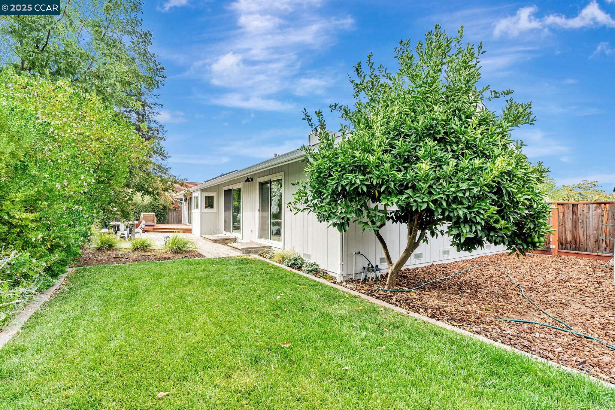 Detail Gallery Image 39 of 39 For 4871 Thiessen Ct, Concord,  CA 94521 - 3 Beds | 2 Baths