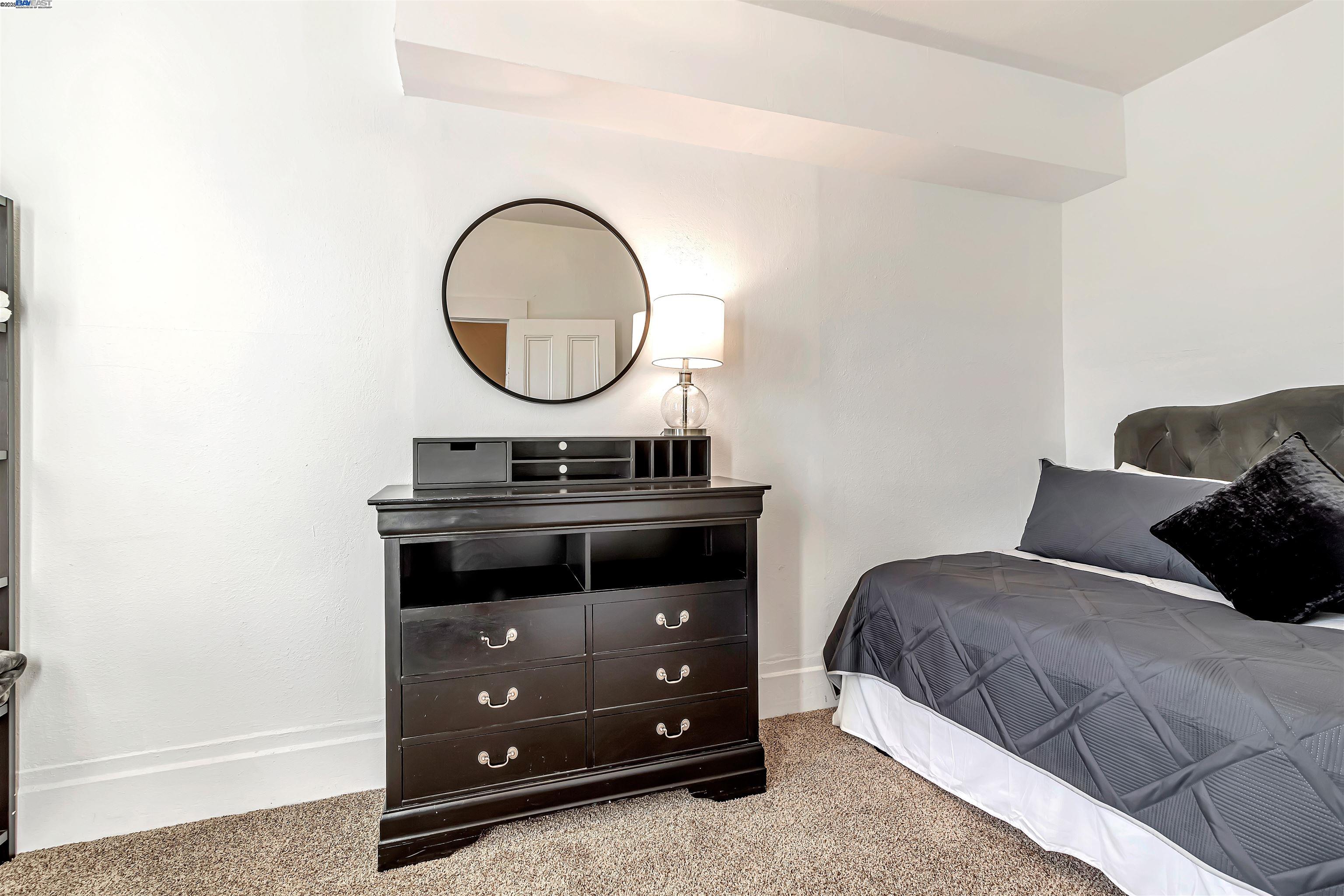 Detail Gallery Image 28 of 35 For 1416 12th St, Oakland,  CA 94607 - 5 Beds | 2 Baths