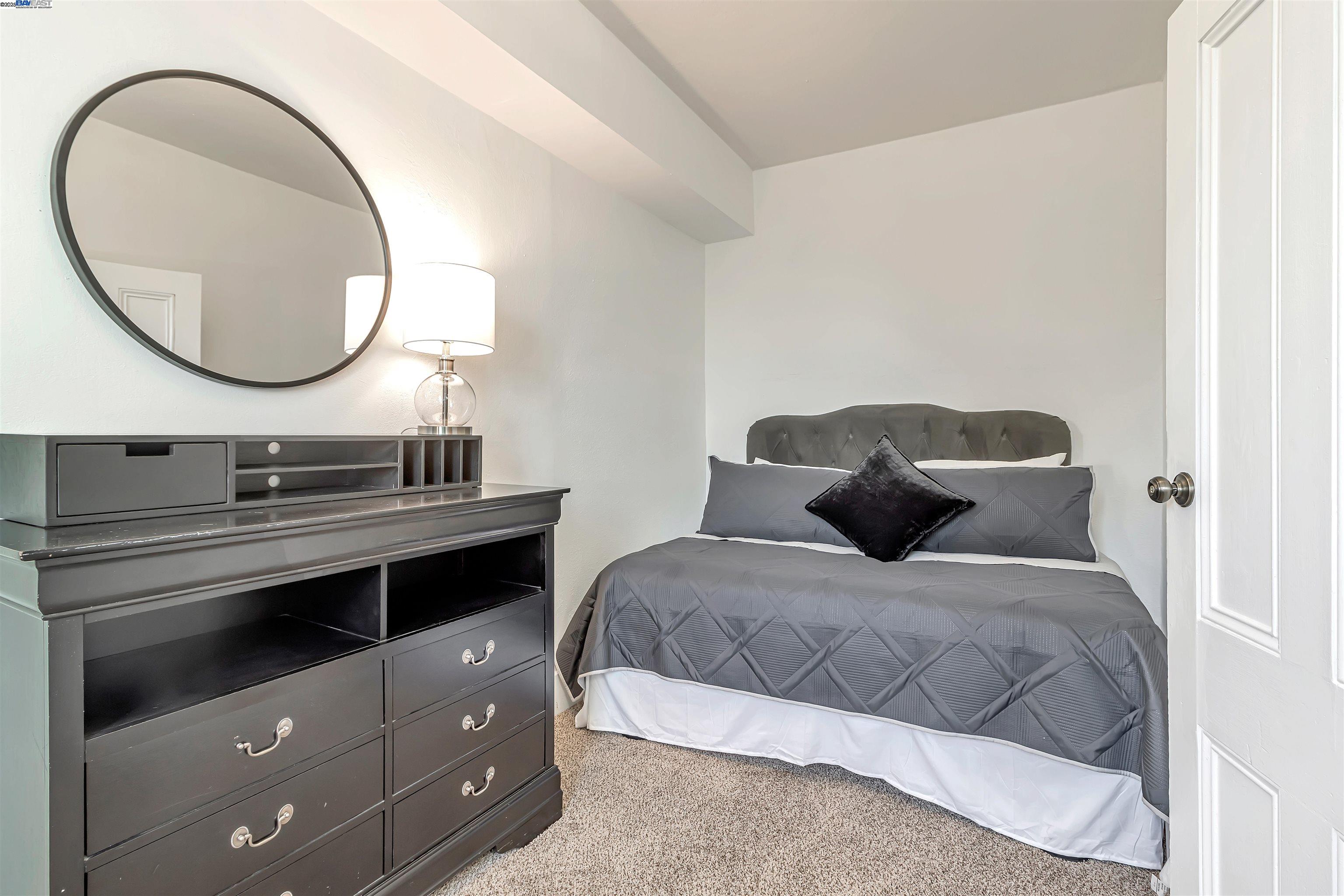 Detail Gallery Image 30 of 35 For 1416 12th St, Oakland,  CA 94607 - 5 Beds | 2 Baths