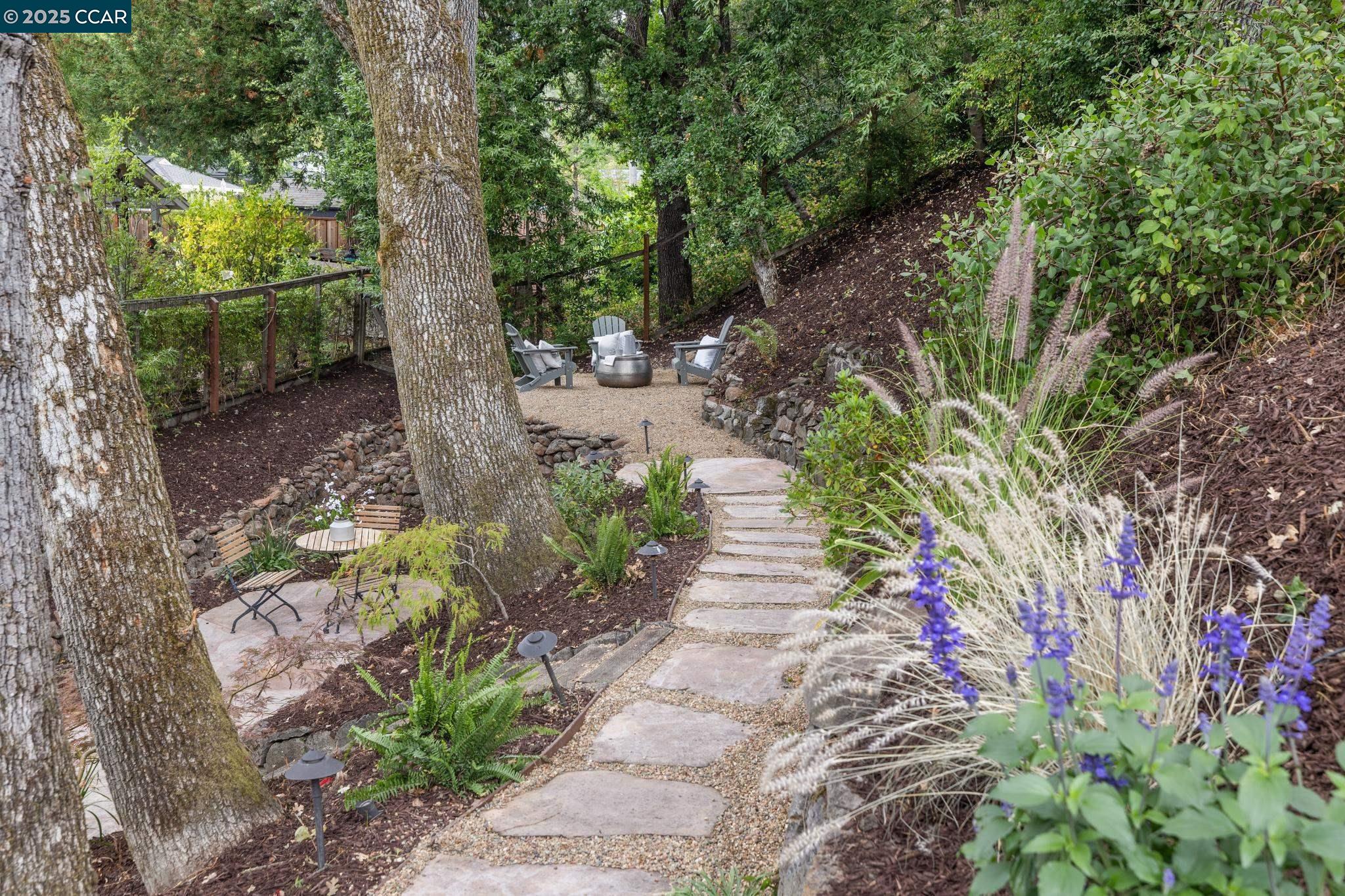 Detail Gallery Image 35 of 41 For 1109 N Thompson Road, Lafayette,  CA 94549-3143 - 3 Beds | 2/1 Baths