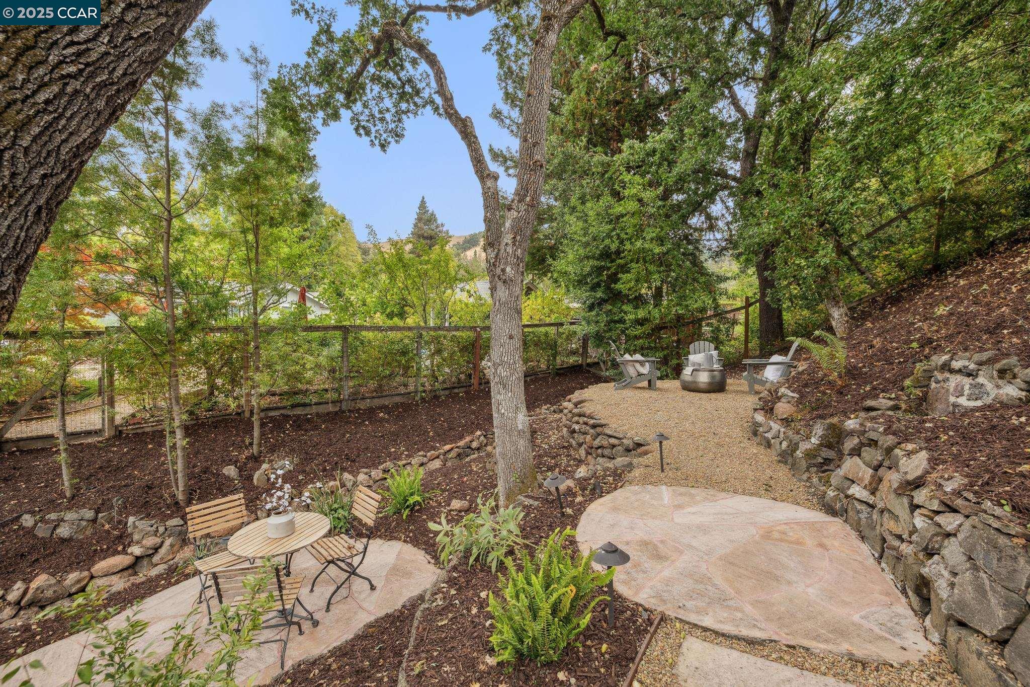 Detail Gallery Image 36 of 41 For 1109 N Thompson Road, Lafayette,  CA 94549-3143 - 3 Beds | 2/1 Baths